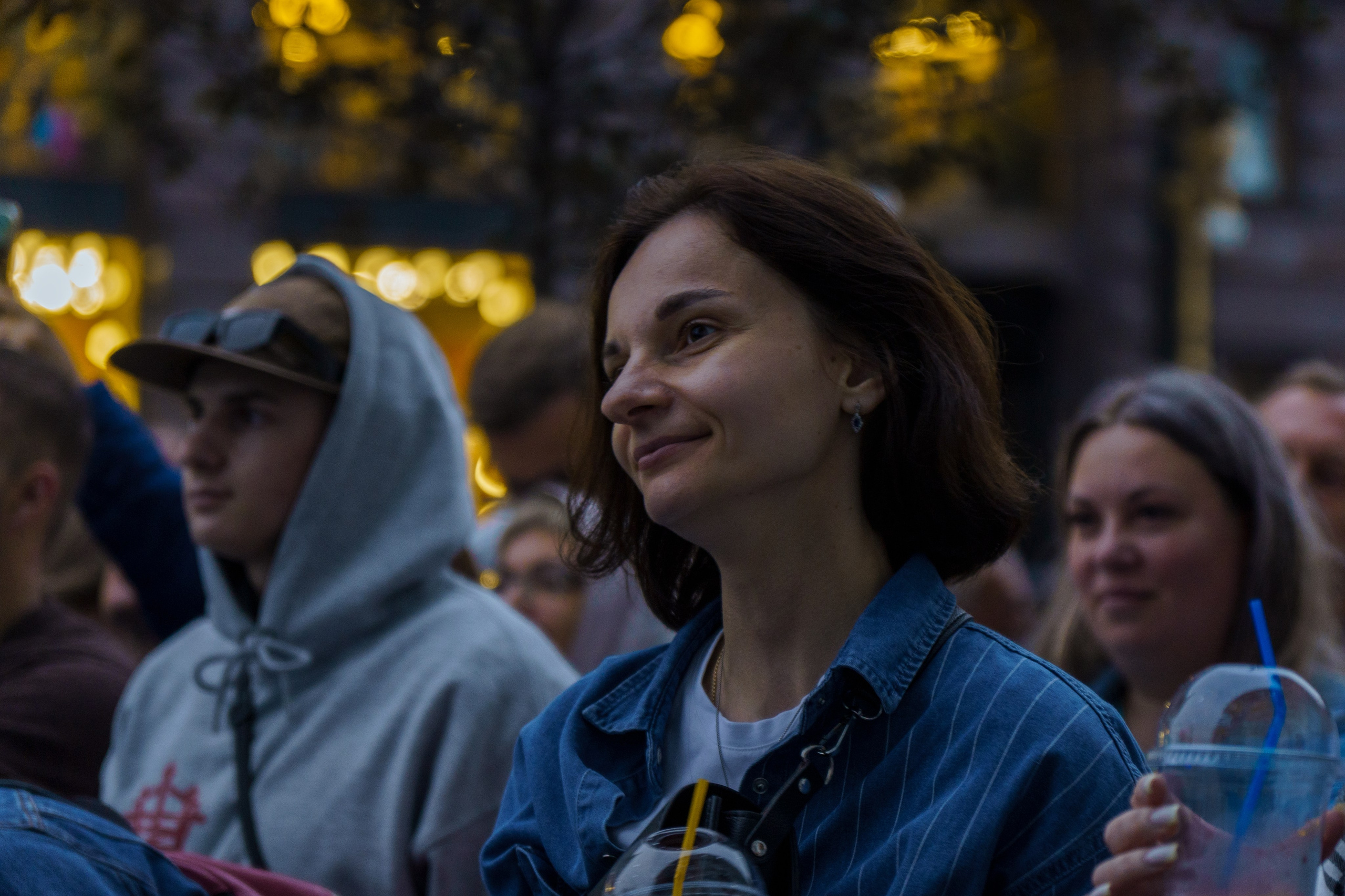 Уличный музыкант на невском. Фотограф Яна Журавская Спб / Москва