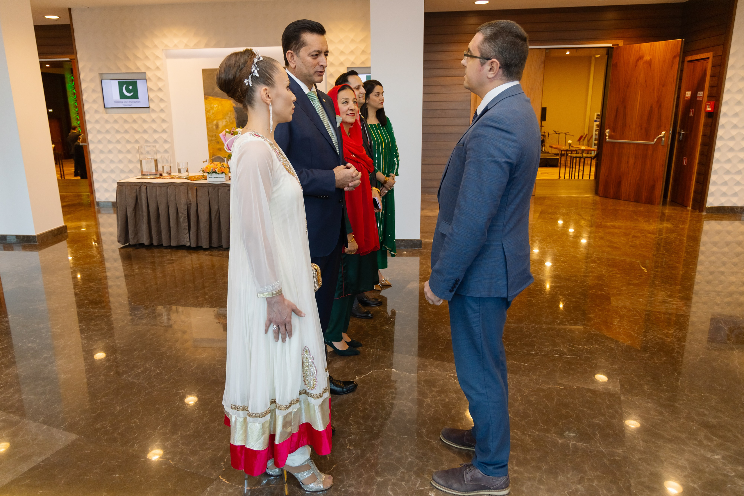 Фотосъемка делегации Пакистана в Беларуси в отеле Марриотт. Свадебный фотограф в Минске/Беларуси Сергей Спиридонов