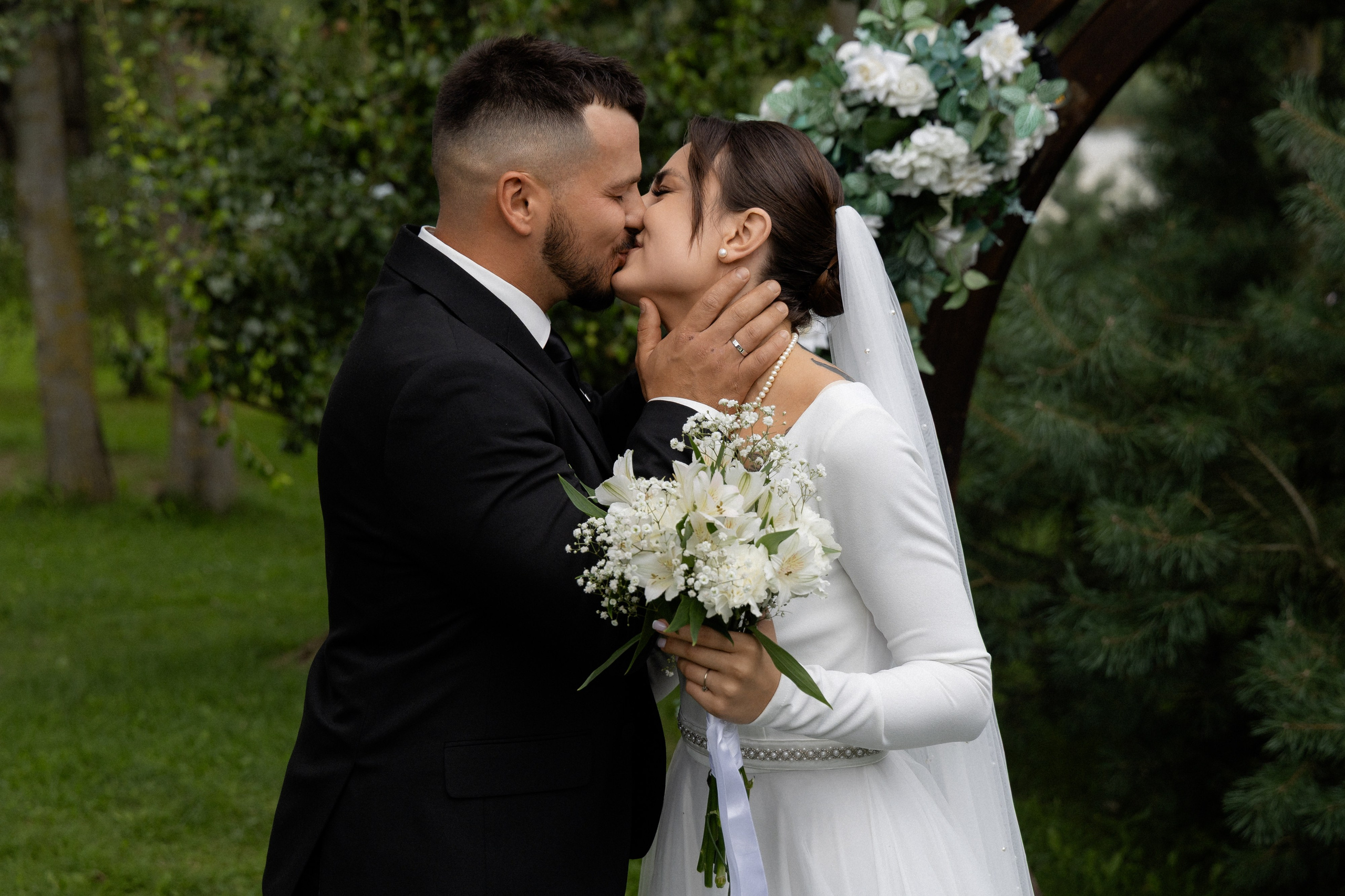 Свадебная фотосессия в агроусадьбе Лабодянка в Минске. Свадебный фотограф в Минске/Беларуси Сергей Спиридонов
