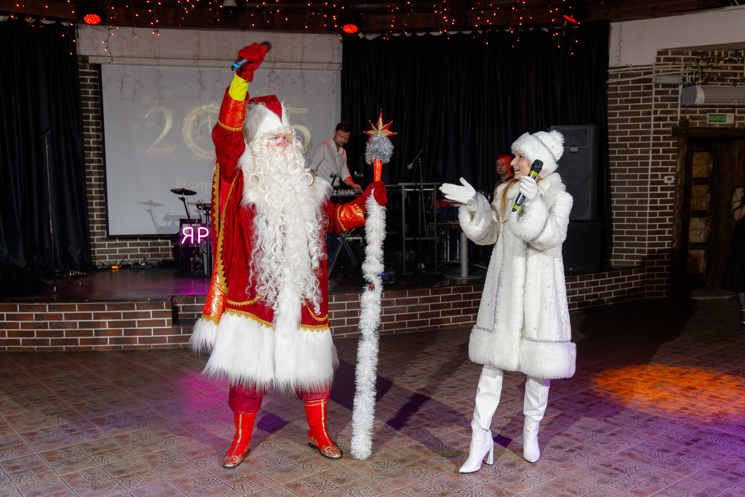 Корпоративная новогодняя съемка для логистической компании ИТА. Свадебный фотограф в Минске/Беларуси Сергей Спиридонов