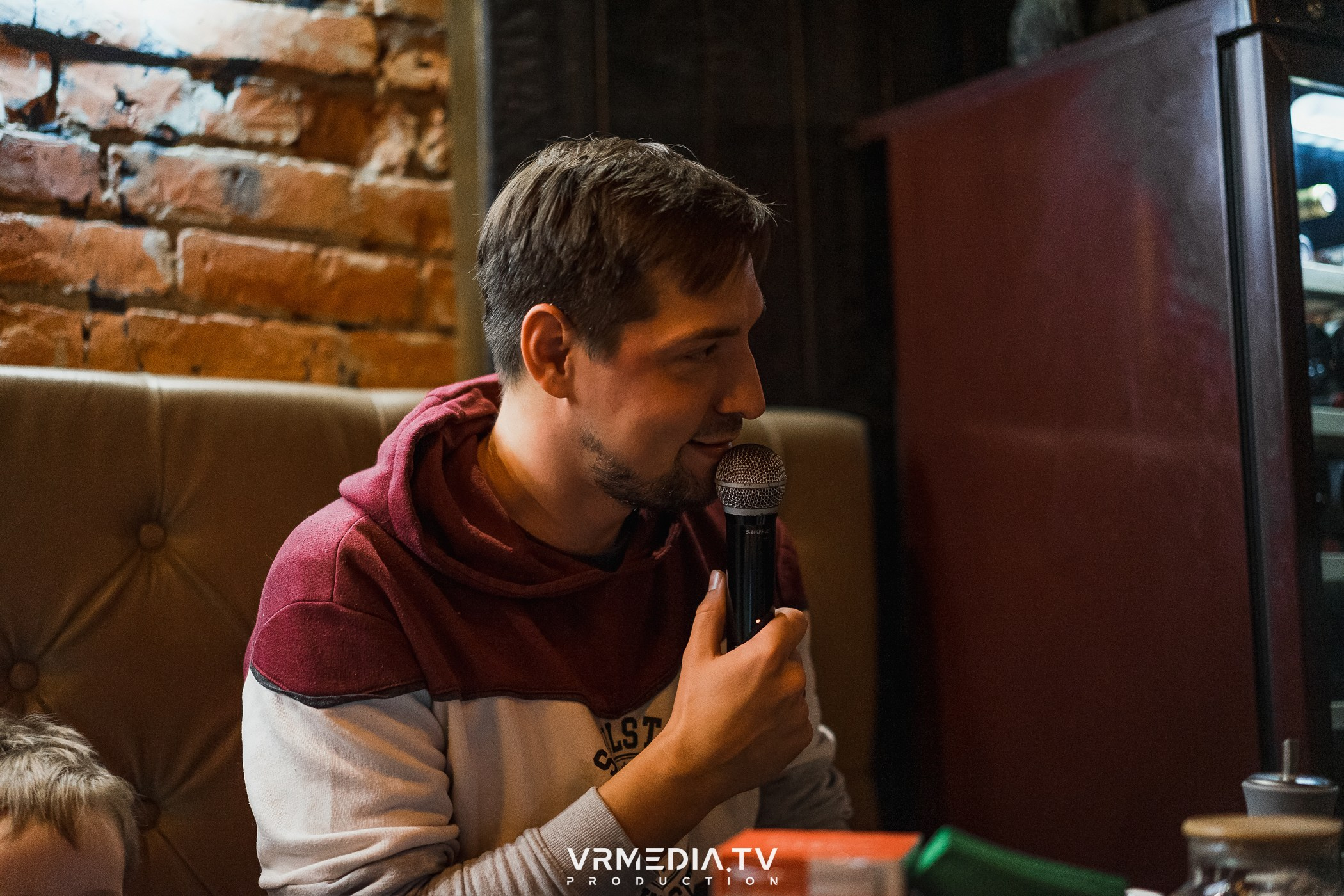 Art Talk с Настоящим Квартирником в баре «Supreme»