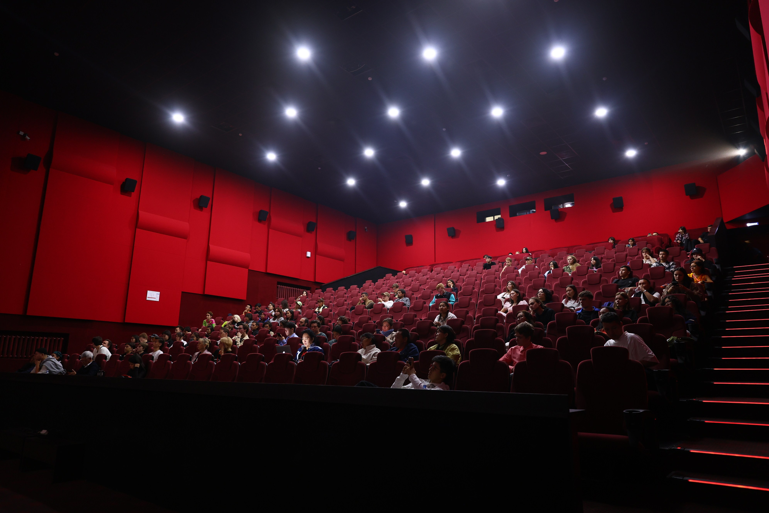 Кинофестиваль. Спортивный/коммерческий фотограф/видеограф