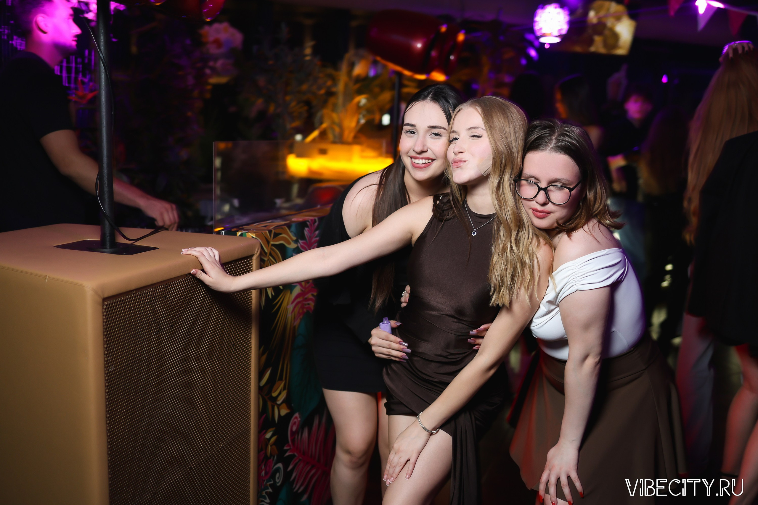 DOUBLE U. VIBECITY.RU Вайб Сити Ру Фоторепортажи Фотоотчеты Калининград