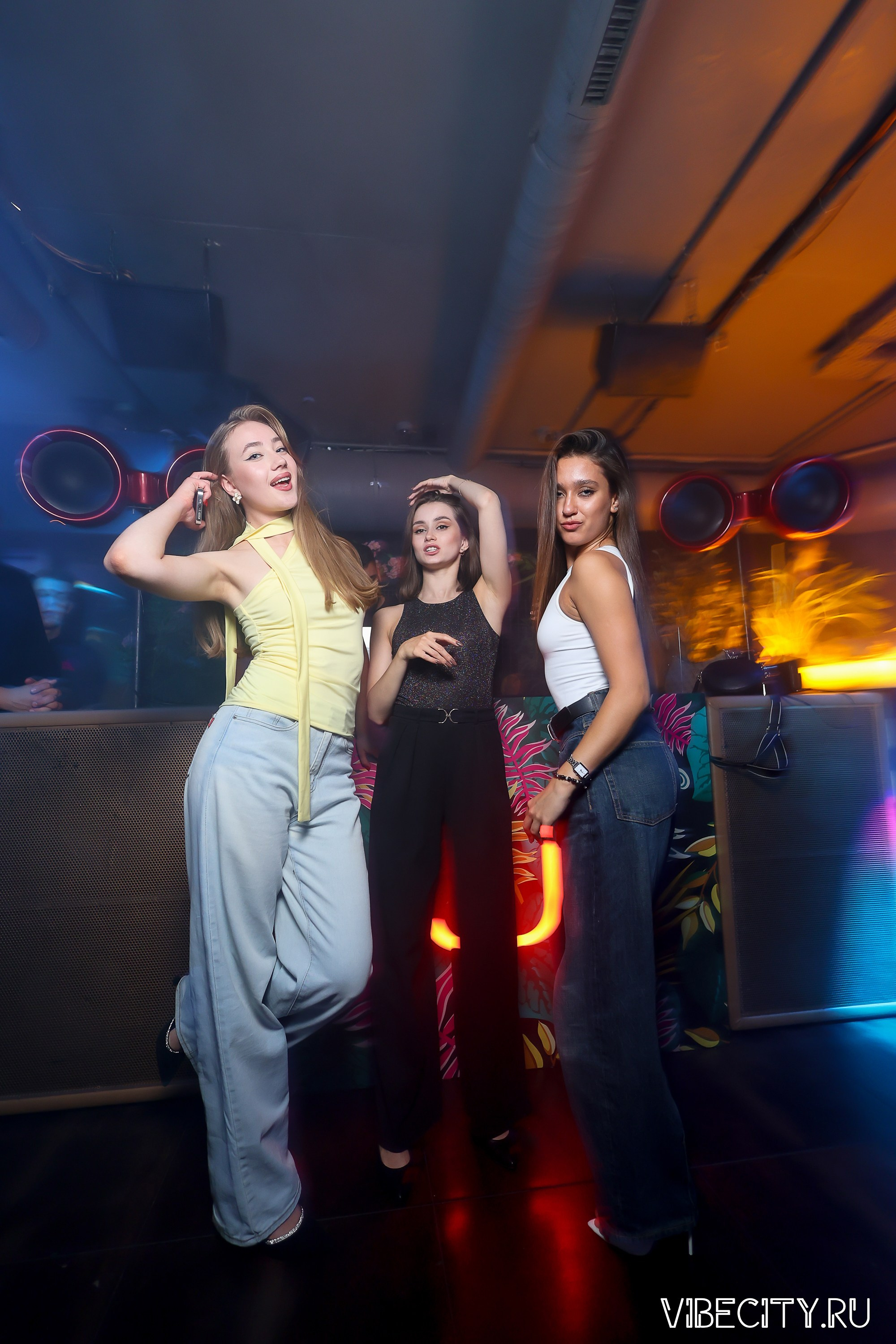 DOUBLE U. VIBECITY.RU Вайб Сити Ру Фоторепортажи Фотоотчеты Калининград