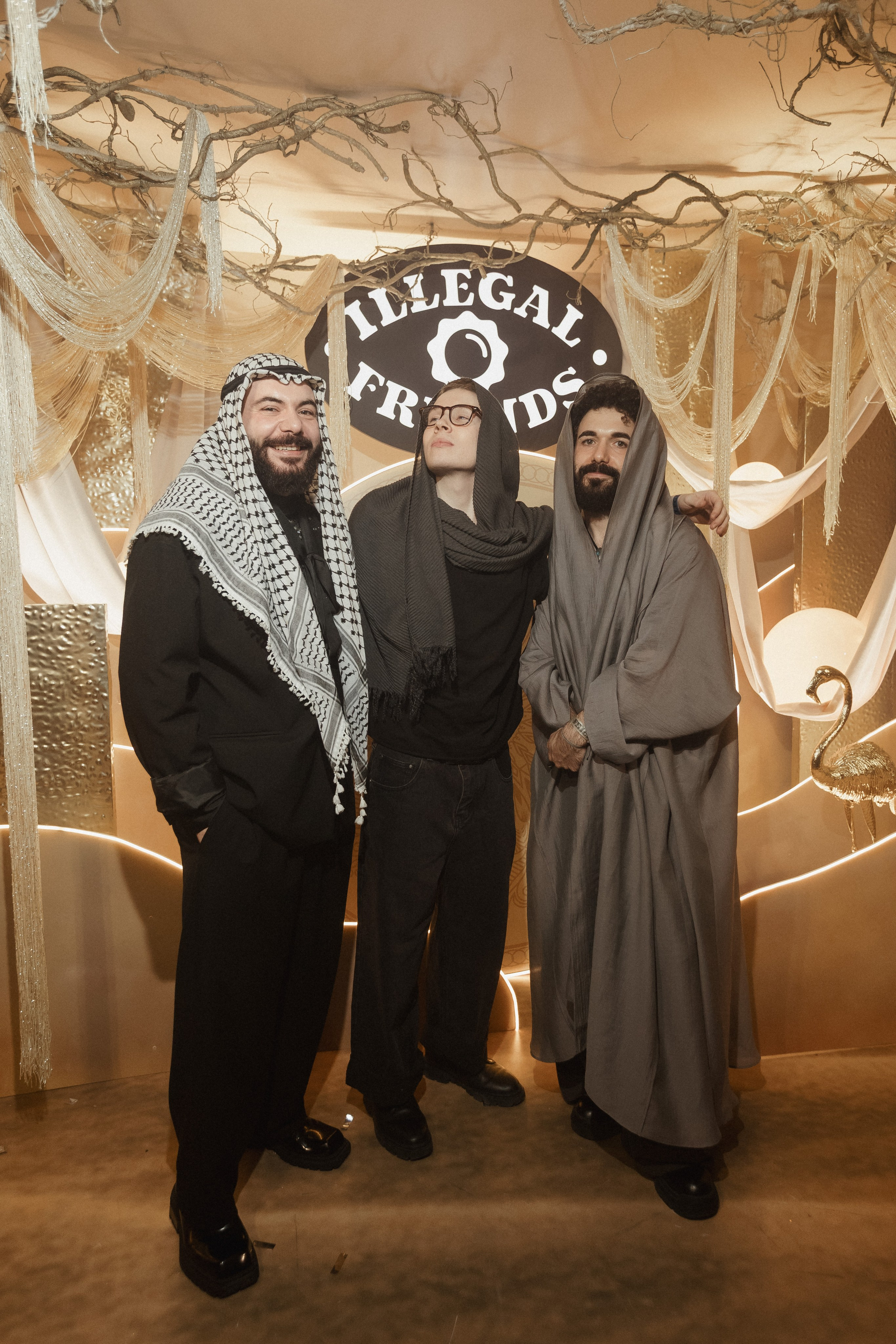 ILLEGAL FRIENDS — MIRAGE [PART II]. СВОИ. ФОТООТЧЕТЫ-СОБЫТИЯ-МЕСТА