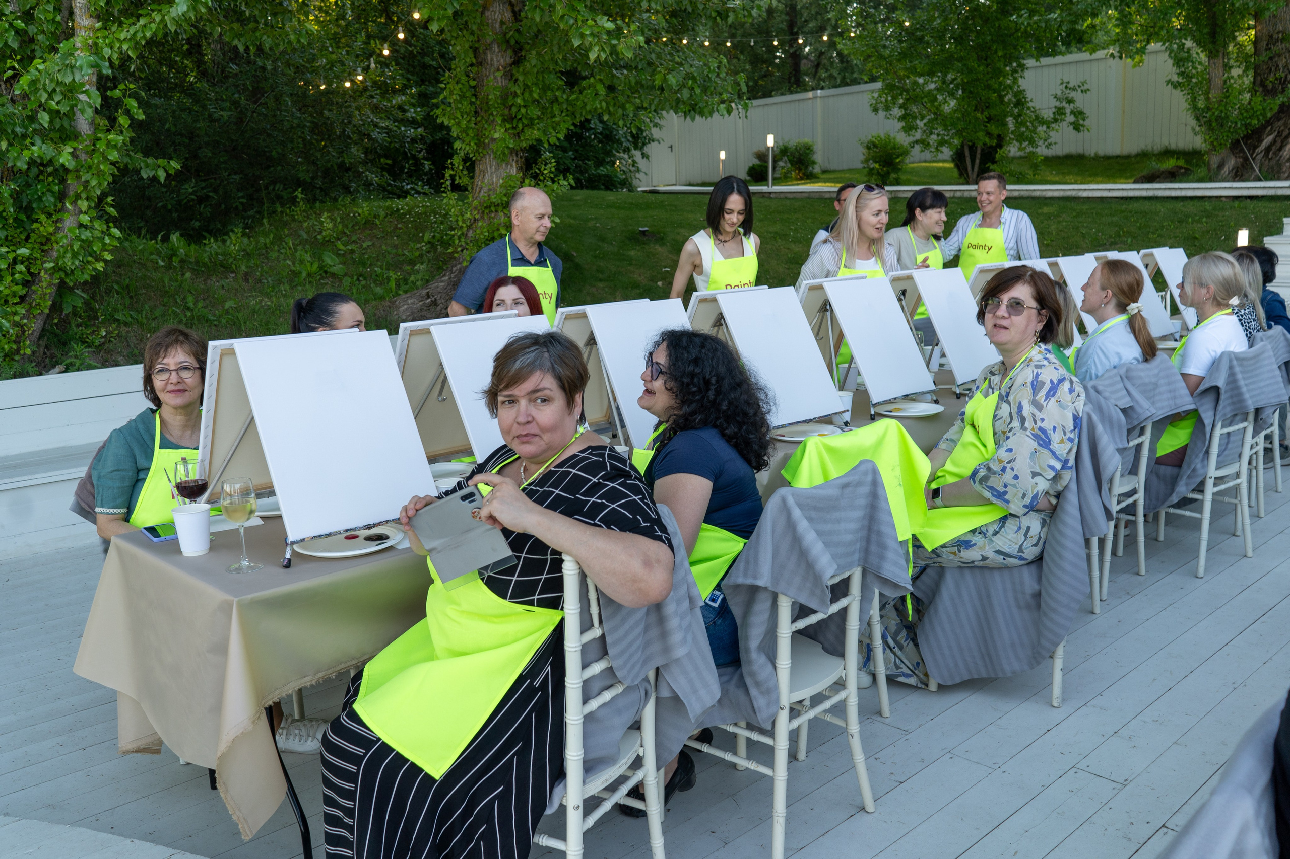 Репортажная съёмка мастер-класса по рисованию. Фотограф Елизавета Потешкина