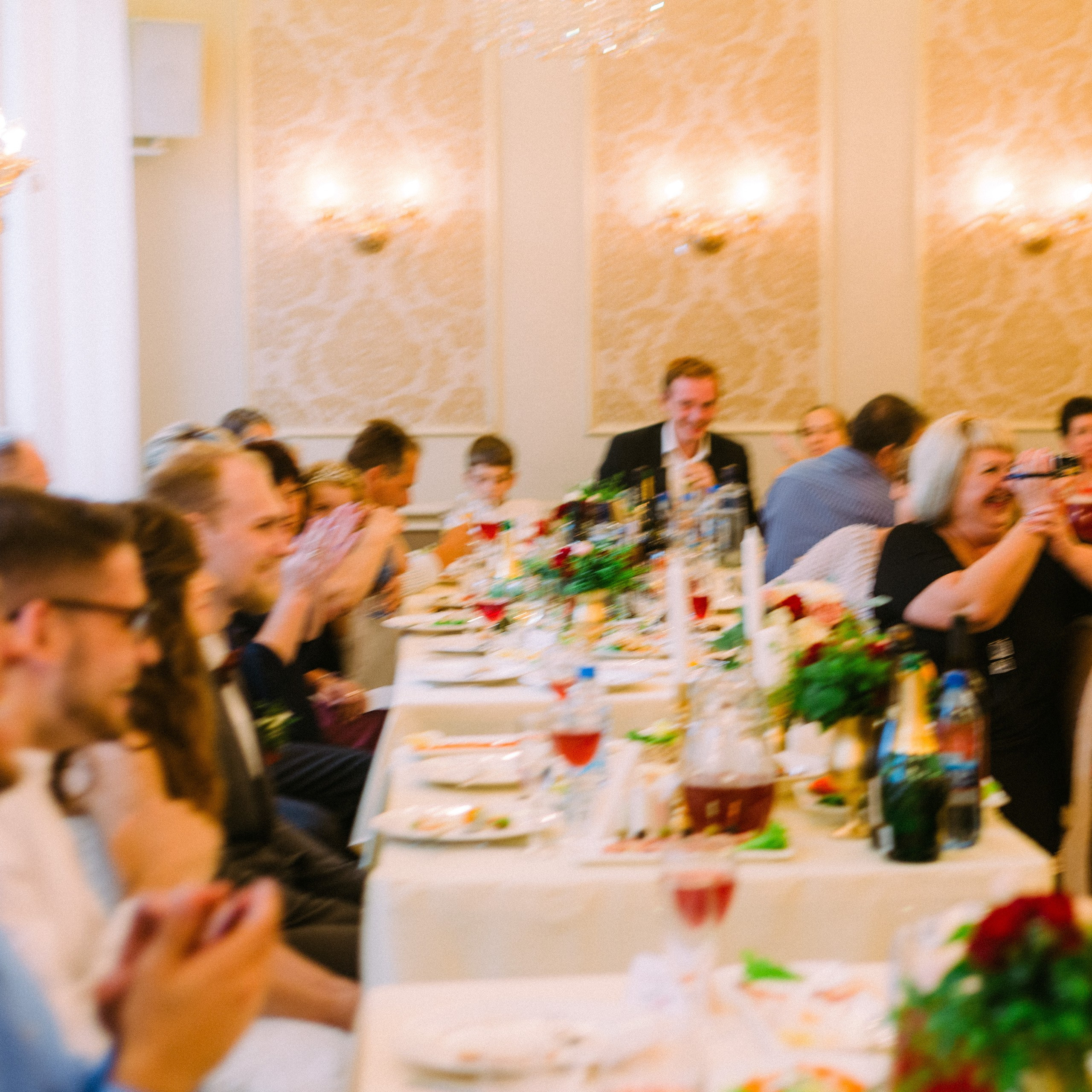 Солнце, яблоки и лодка. Фотограф Серафим Крюков