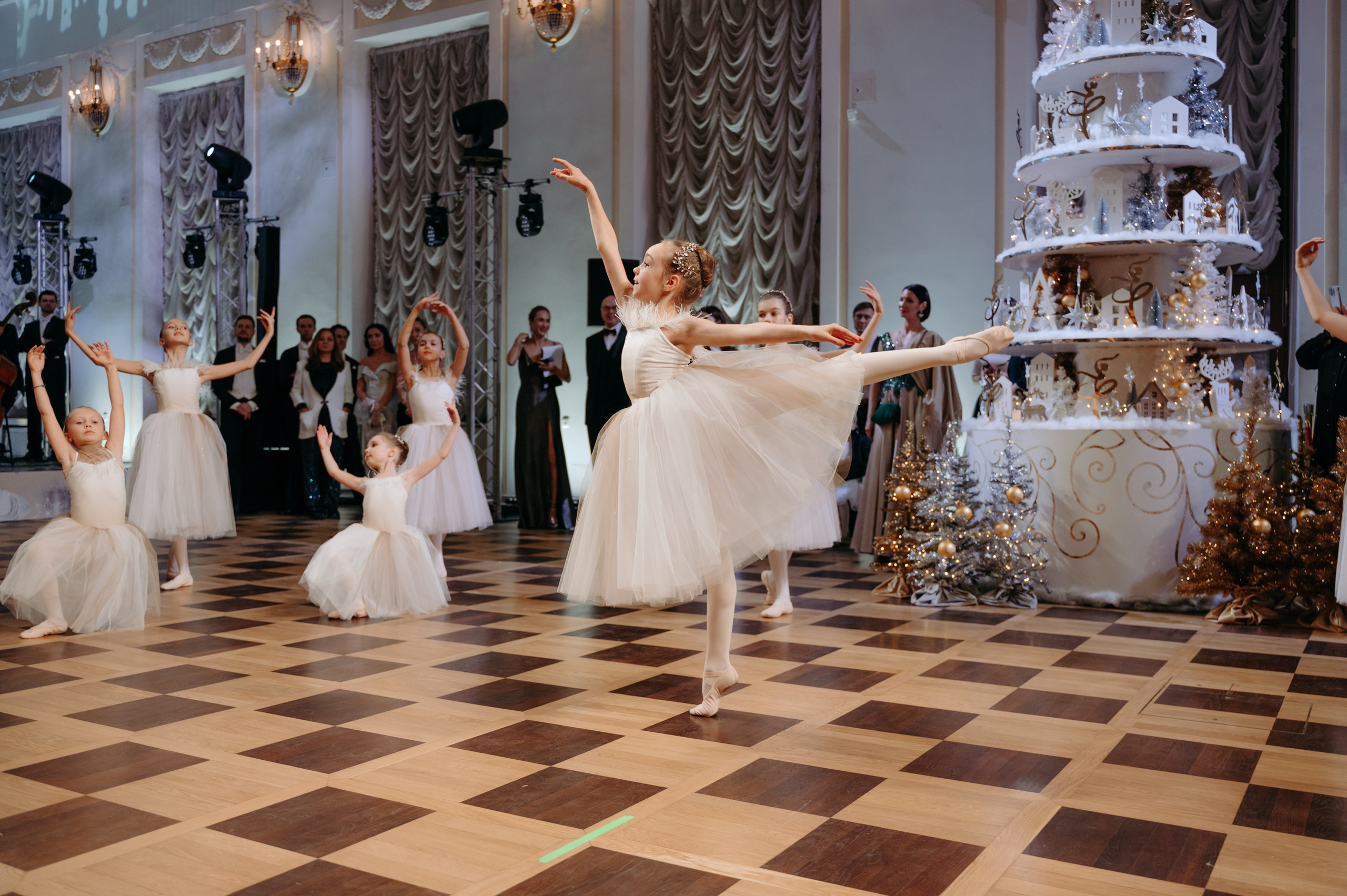 Центральная Балетная Школа зимний бал. Фотограф в Москве Илья Максимов