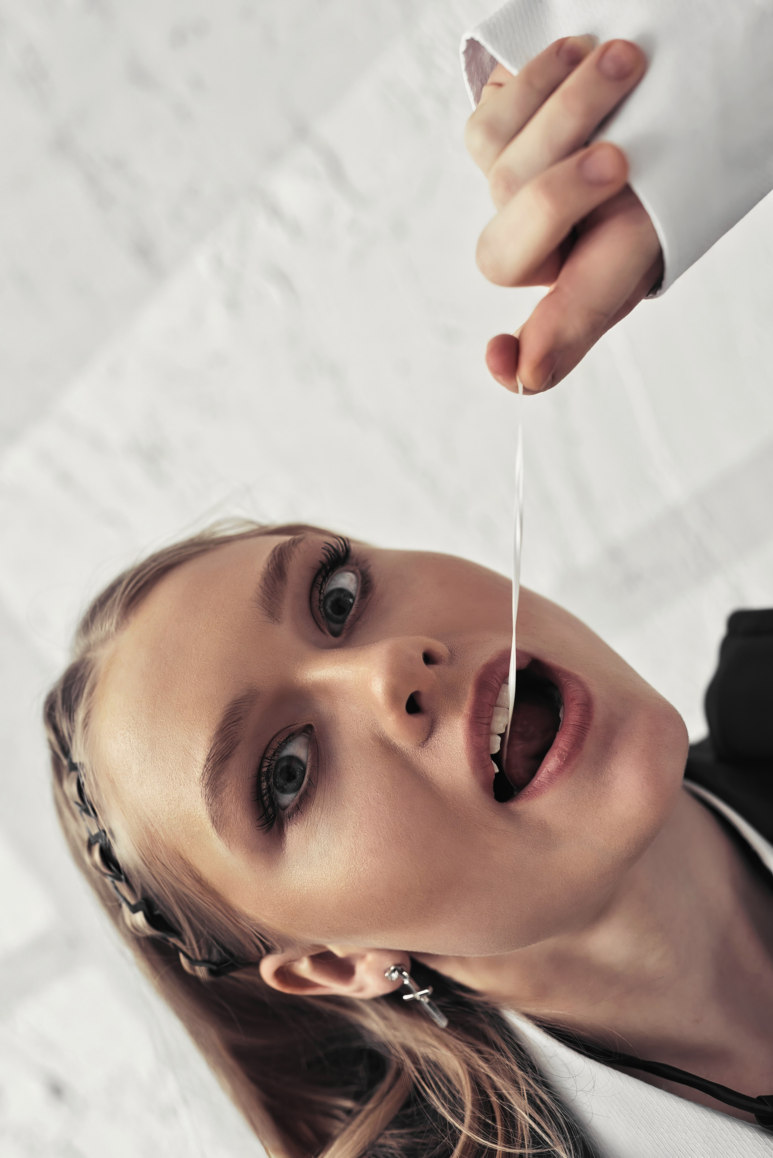 Hold Me!!!. Фотограф Денис Кривопусков