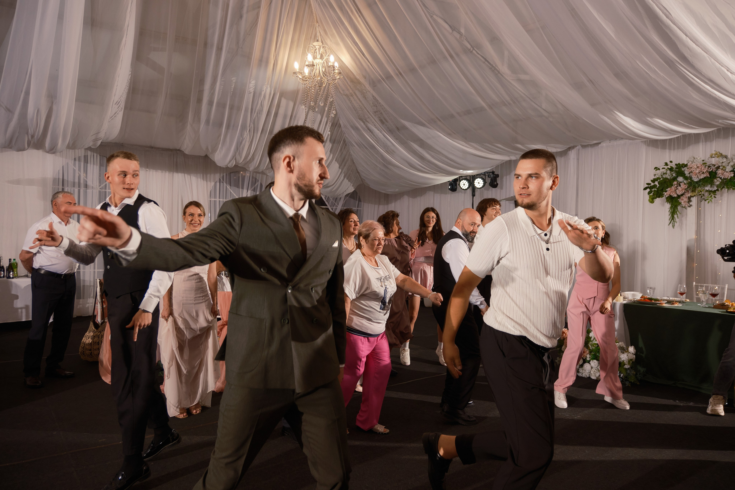 АРТЕМ И ЕКАТЕРИНА. Свадебный фотограф в Екатеринбурге Соседков Евгений