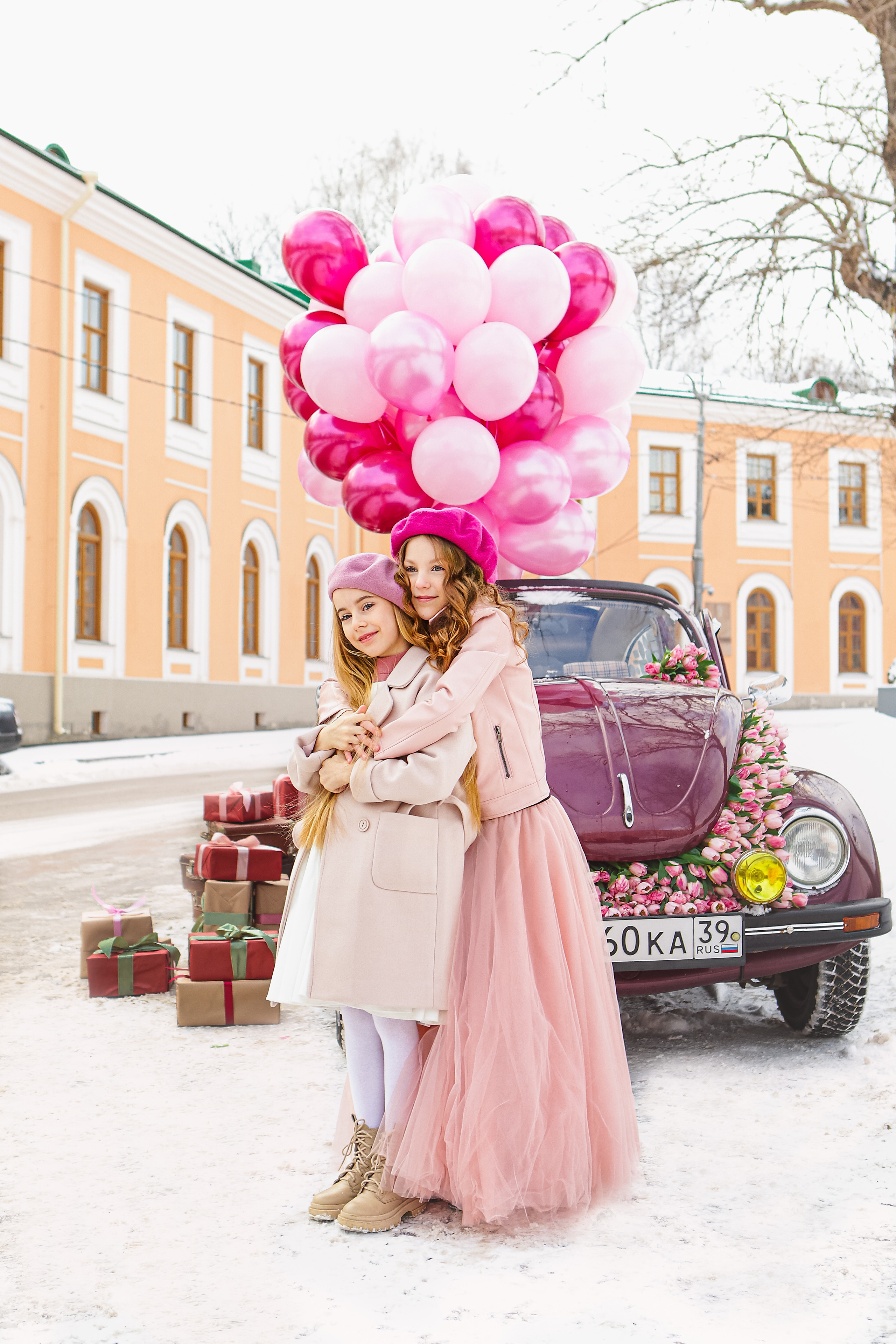 Машина с цветами. Семейный и детский фотограф в Москве Александра Мак