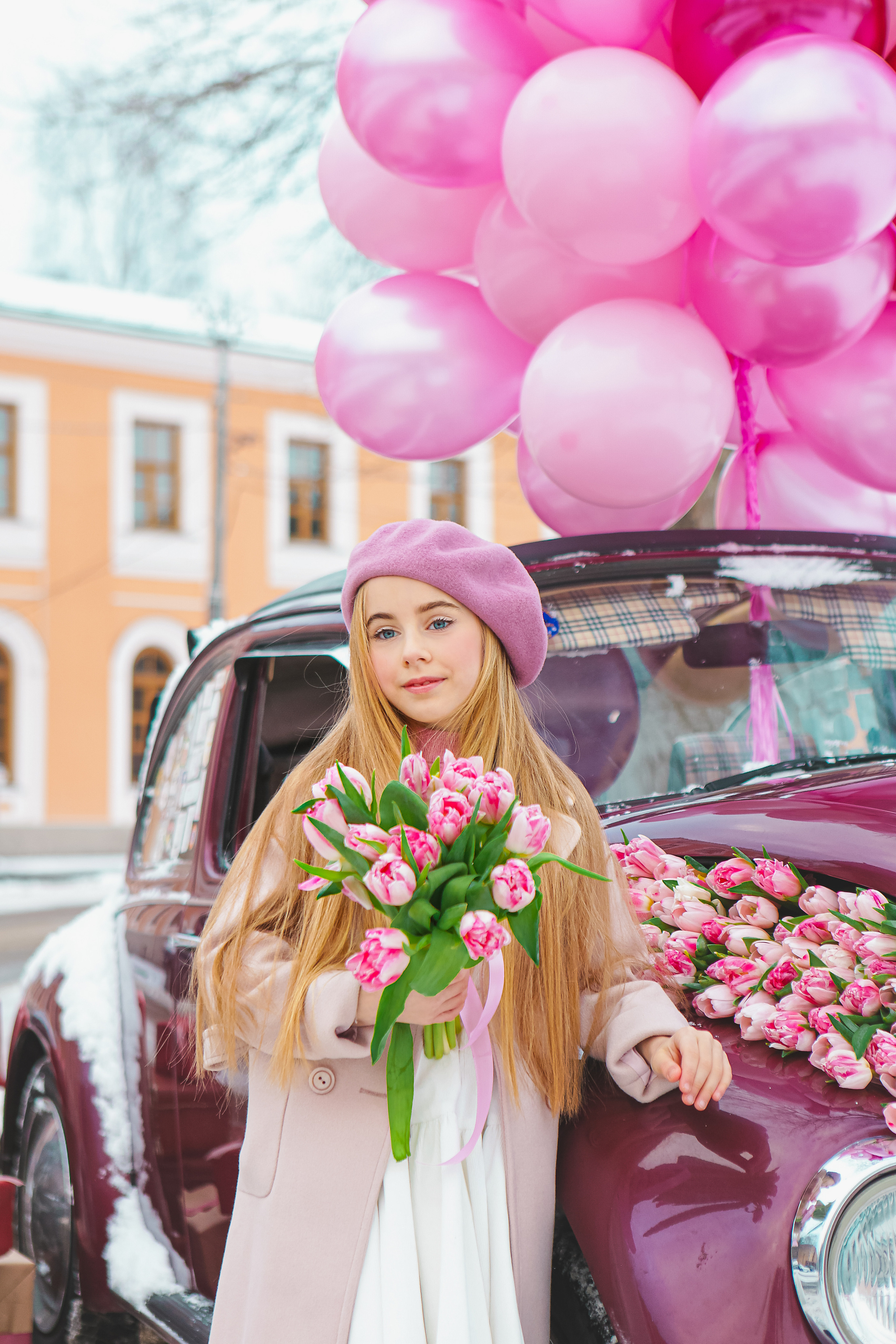 Машина с цветами. Семейный и детский фотограф в Москве Александра Мак