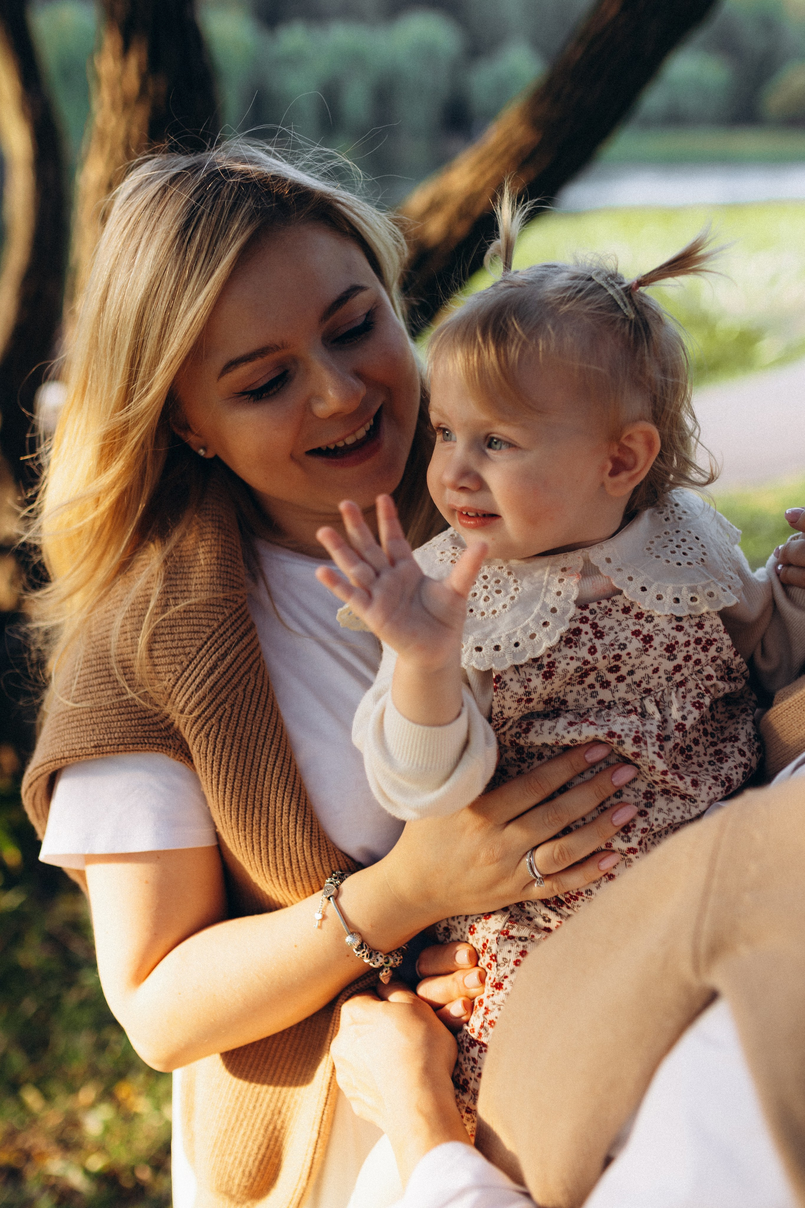 Ольга, Елена и маленькая Таисия. Семейный фотограф в Москве Жукова Анна
