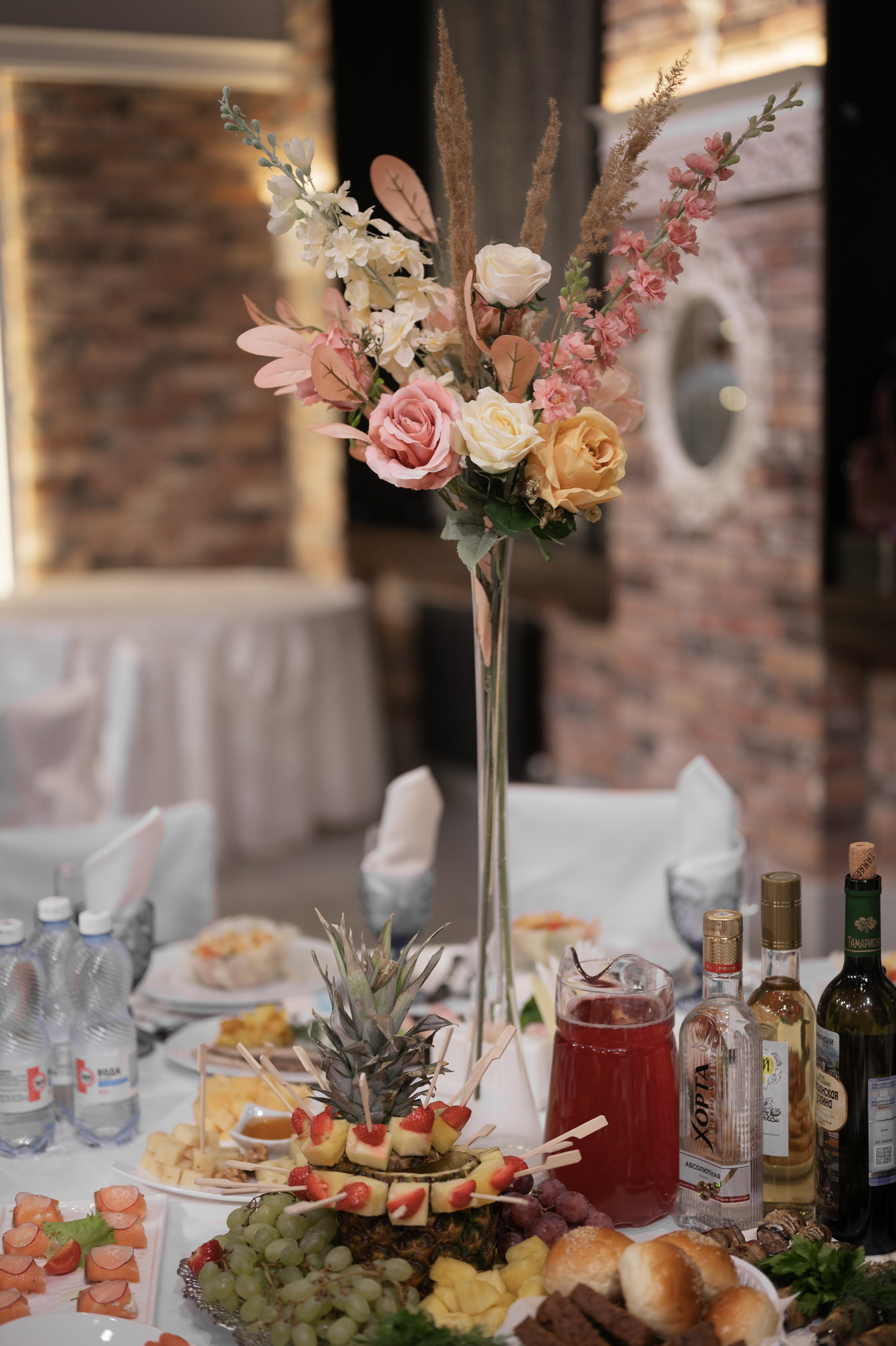 Вячеслав и Екатерина / банкетный зал Savory House. Свадебный фотограф Йошкар-Ола Казань