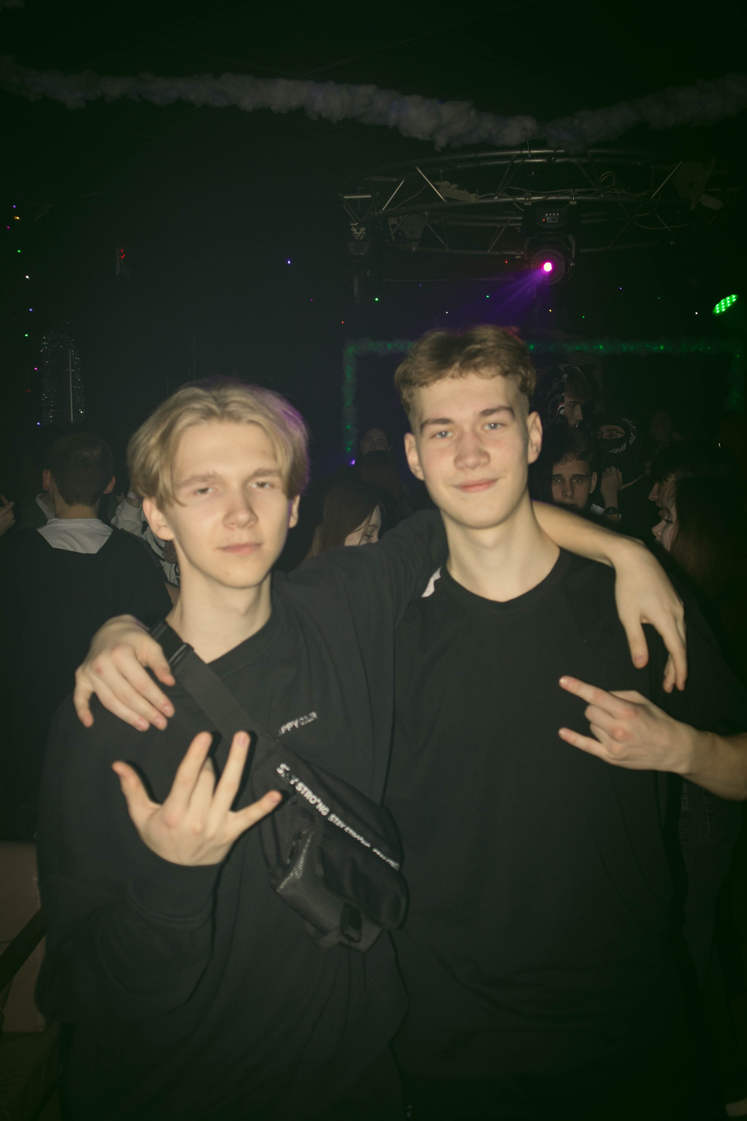 MOSHPIT. Фотограф и видеограф в Бугульме Аня Трутнева