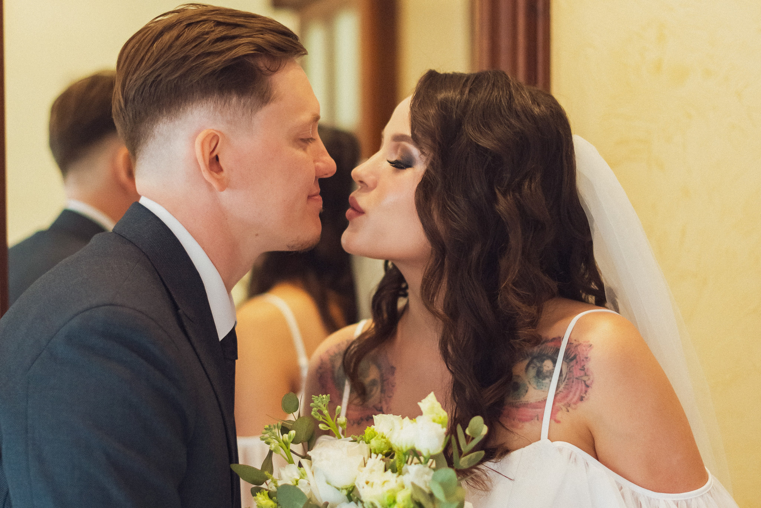 •Wedding. Фотограф Ксения Шевкопляс. г. Калининград. Кинематографический стиль — эстетика и истории, рассказанные через объектив