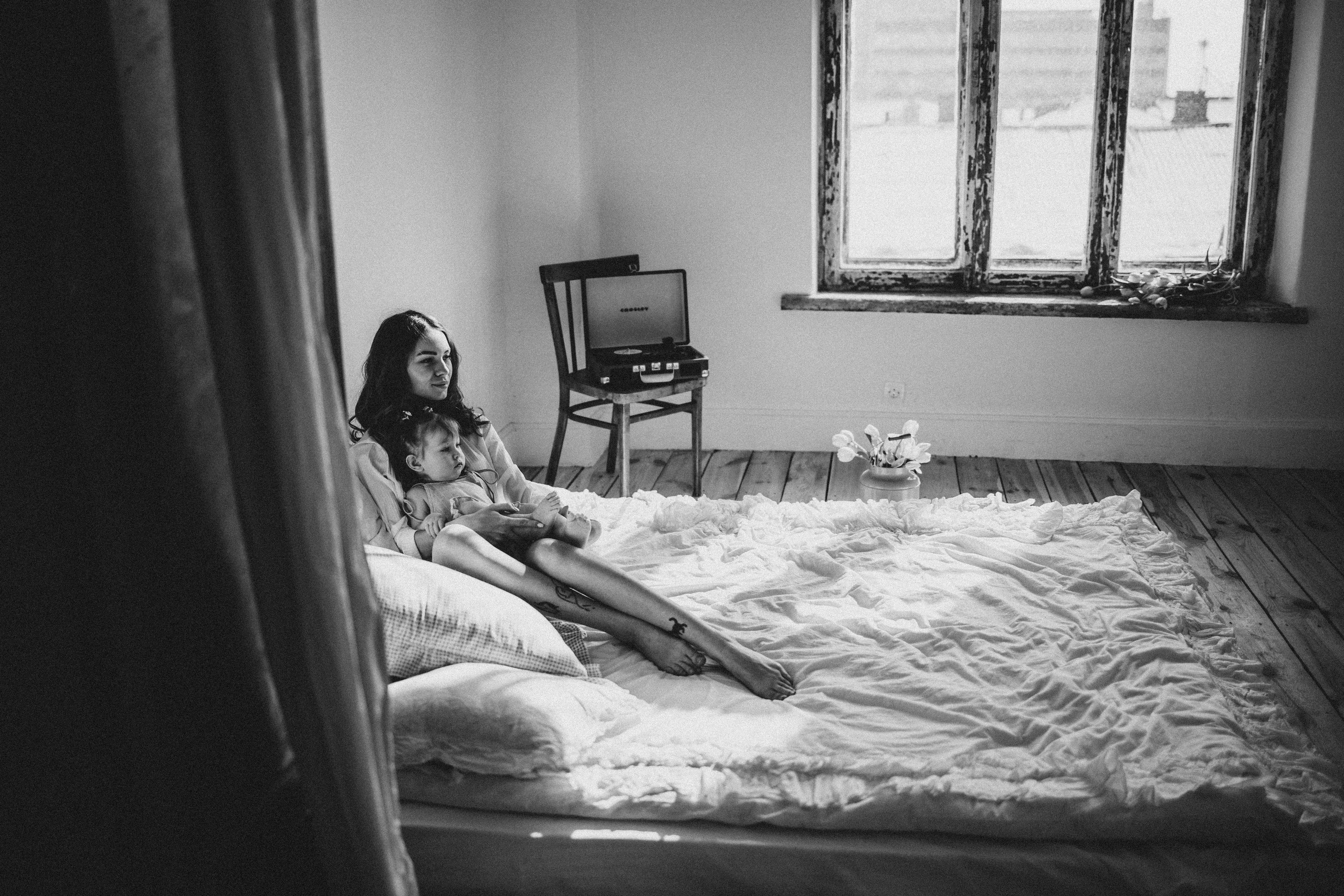 Вика и маленькая София. Фотограф Алевтина Матешук