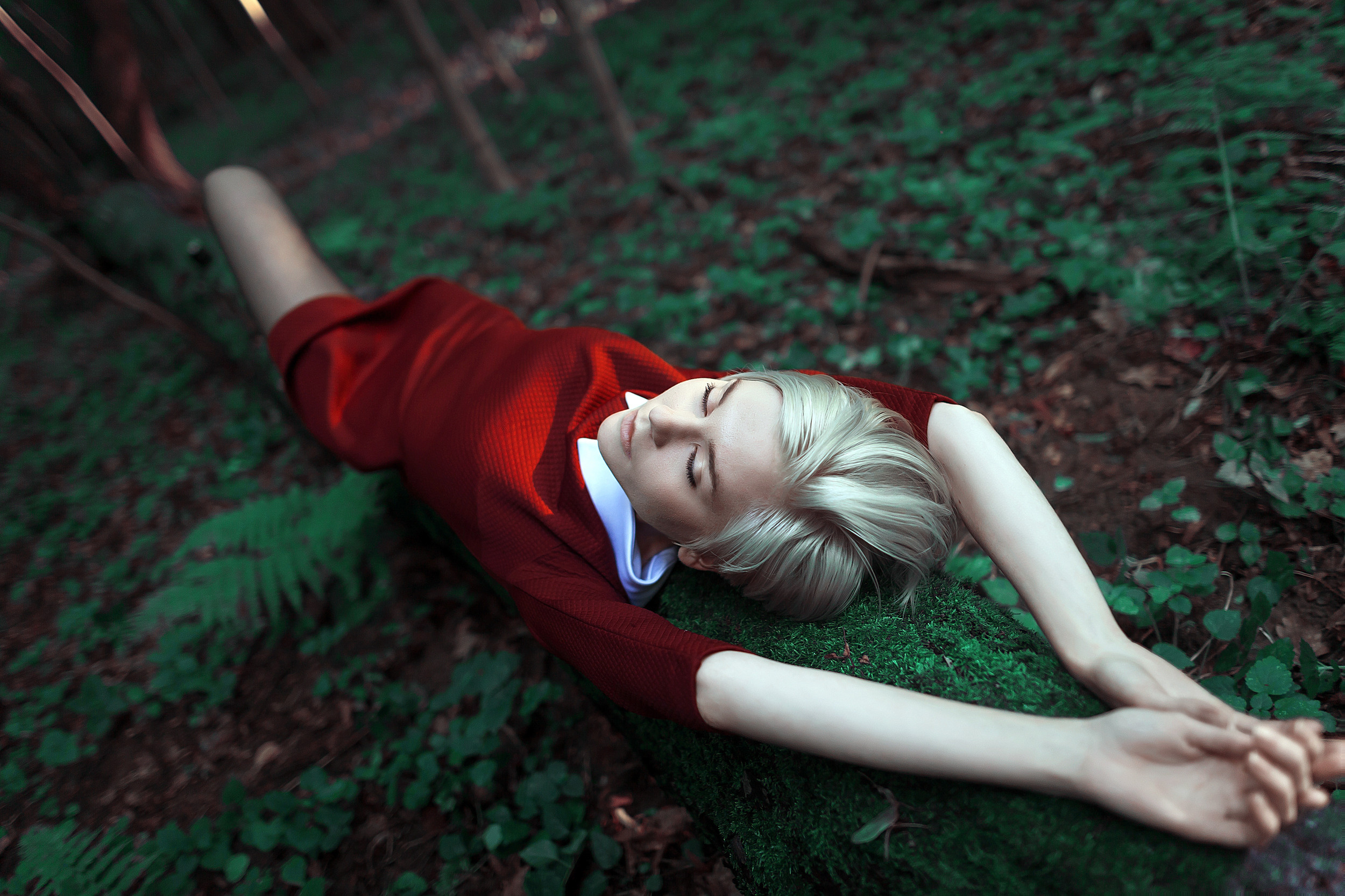 Портретные фотосессии в студии для девушек и парней