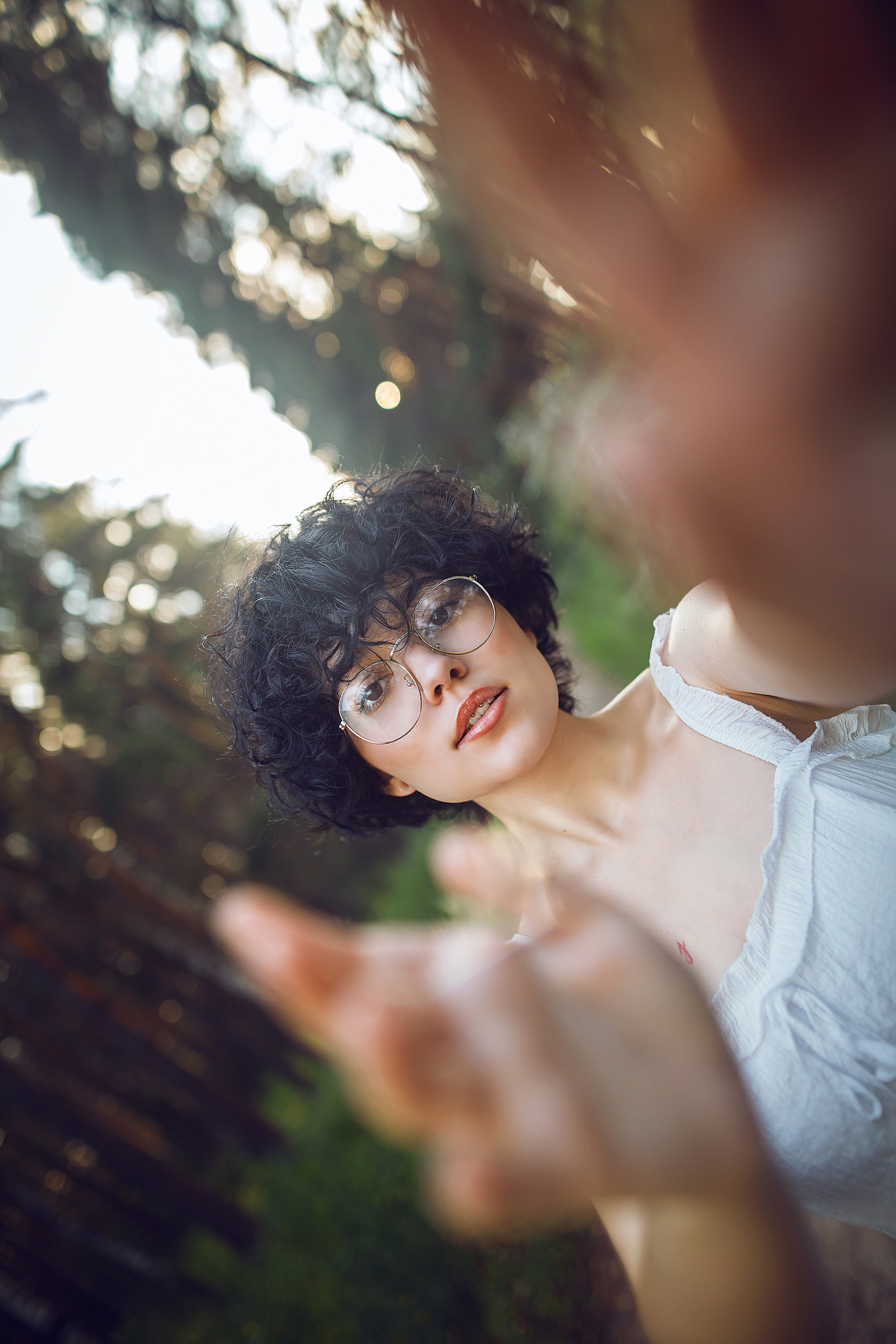 Портретные фотосессии в студии для девушек и парней