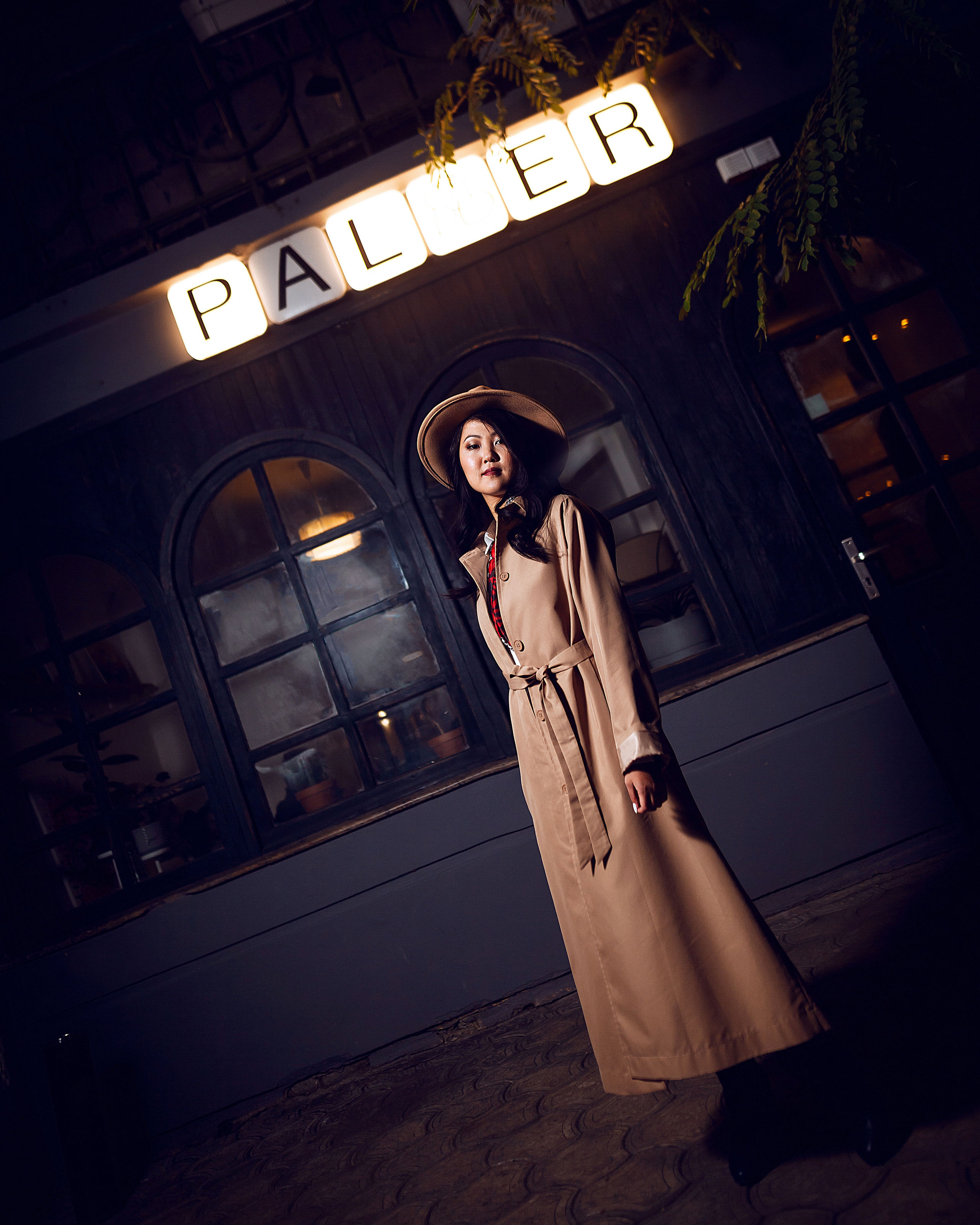 Портретные фотосессии в студии для девушек и парней