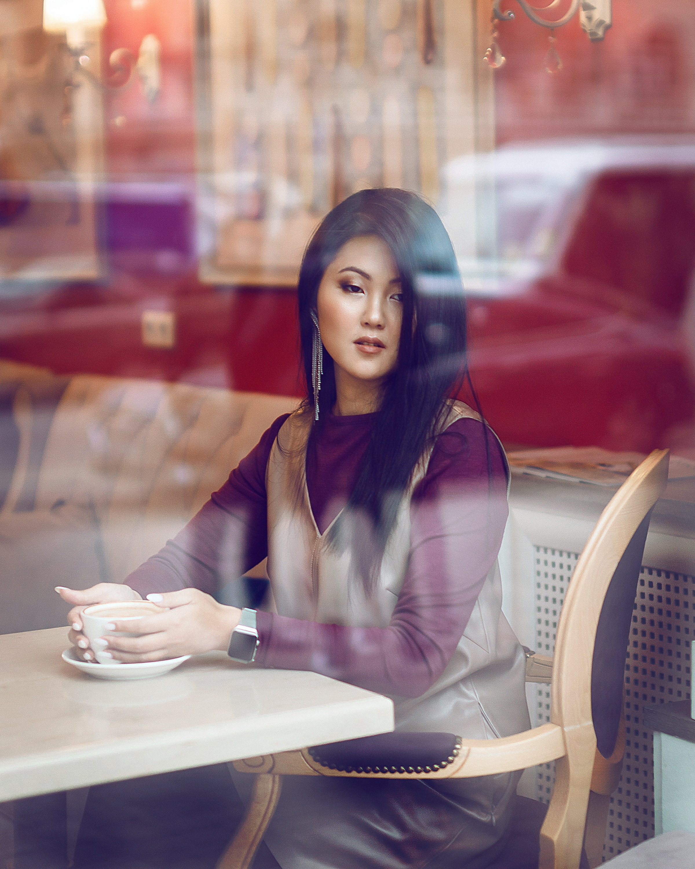 Портретные фотосессии в студии для девушек и парней