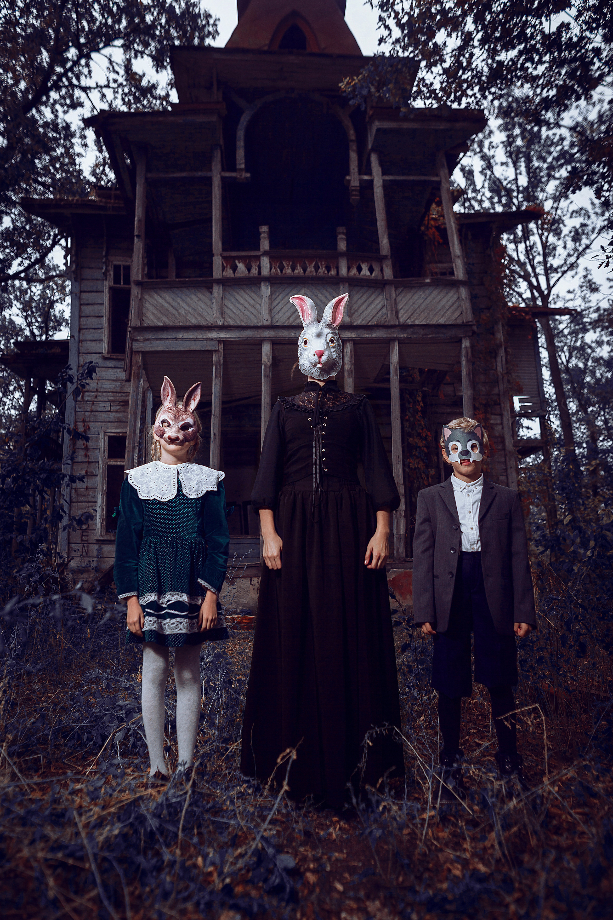 Портретные фотосессии в студии для девушек и парней