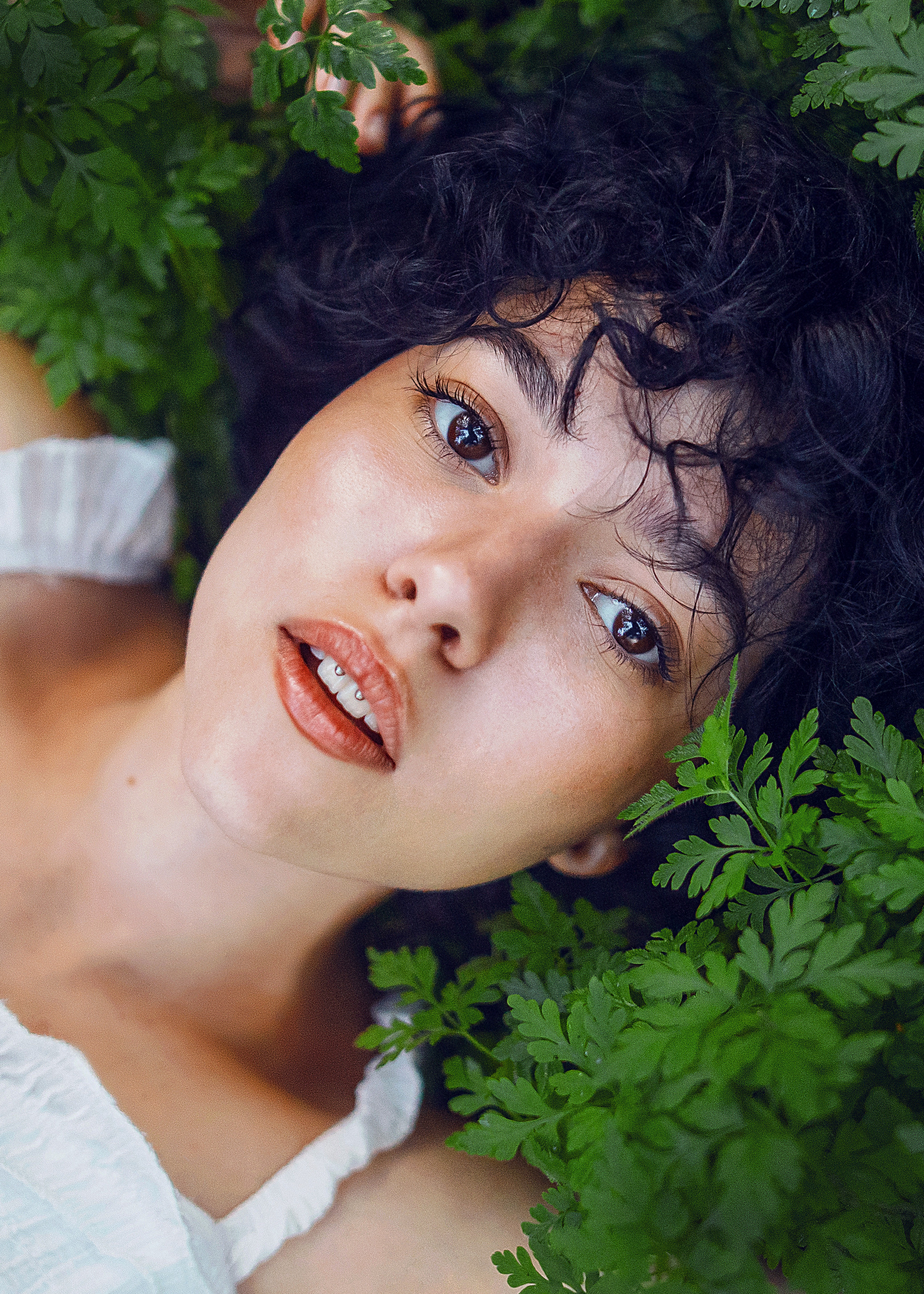 Портретные фотосессии в студии для девушек и парней