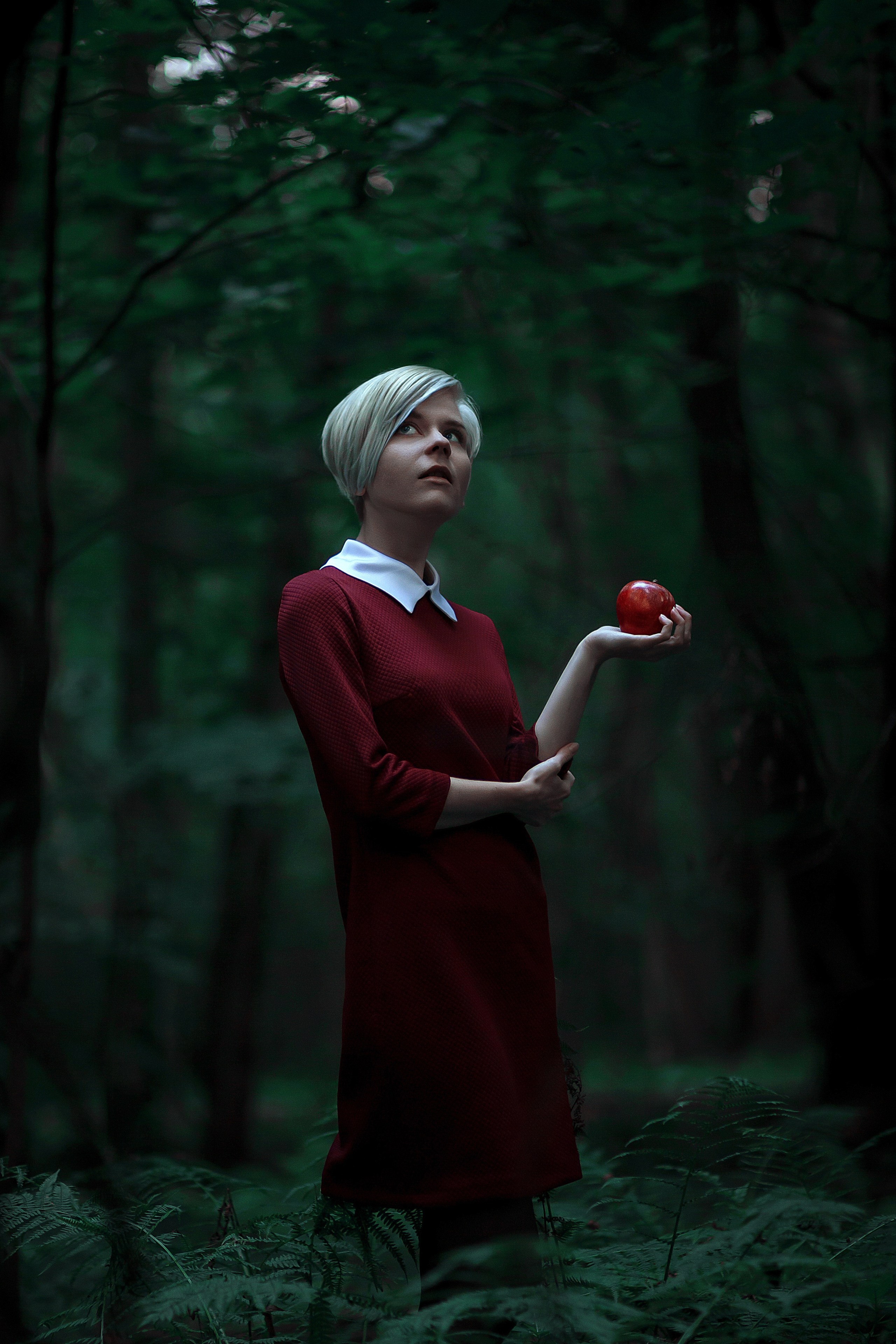 Портретные фотосессии в студии для девушек и парней