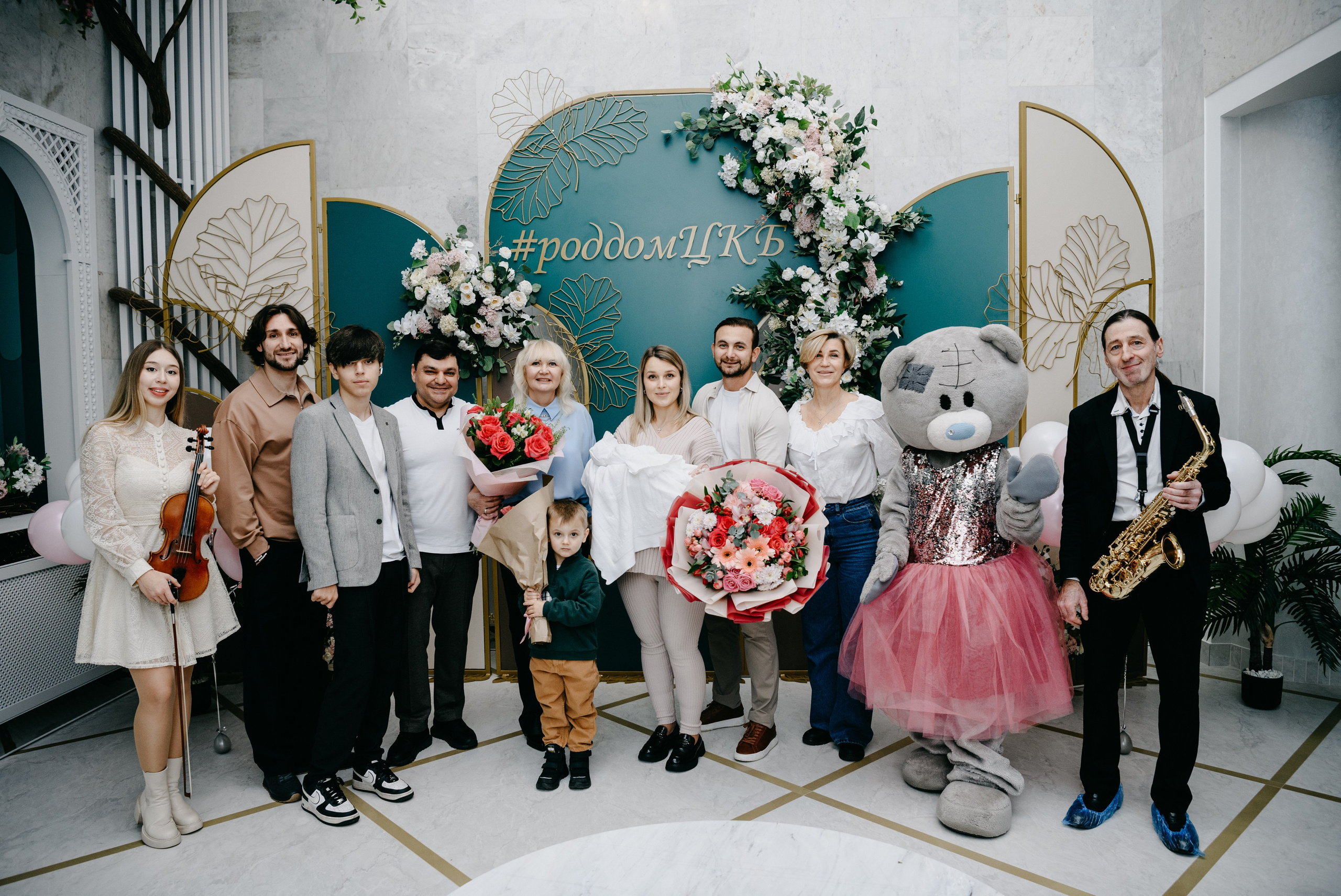 Выписка Елизаветы в ЦКБ. Фотограф на выписку из роддома в Москве и МО