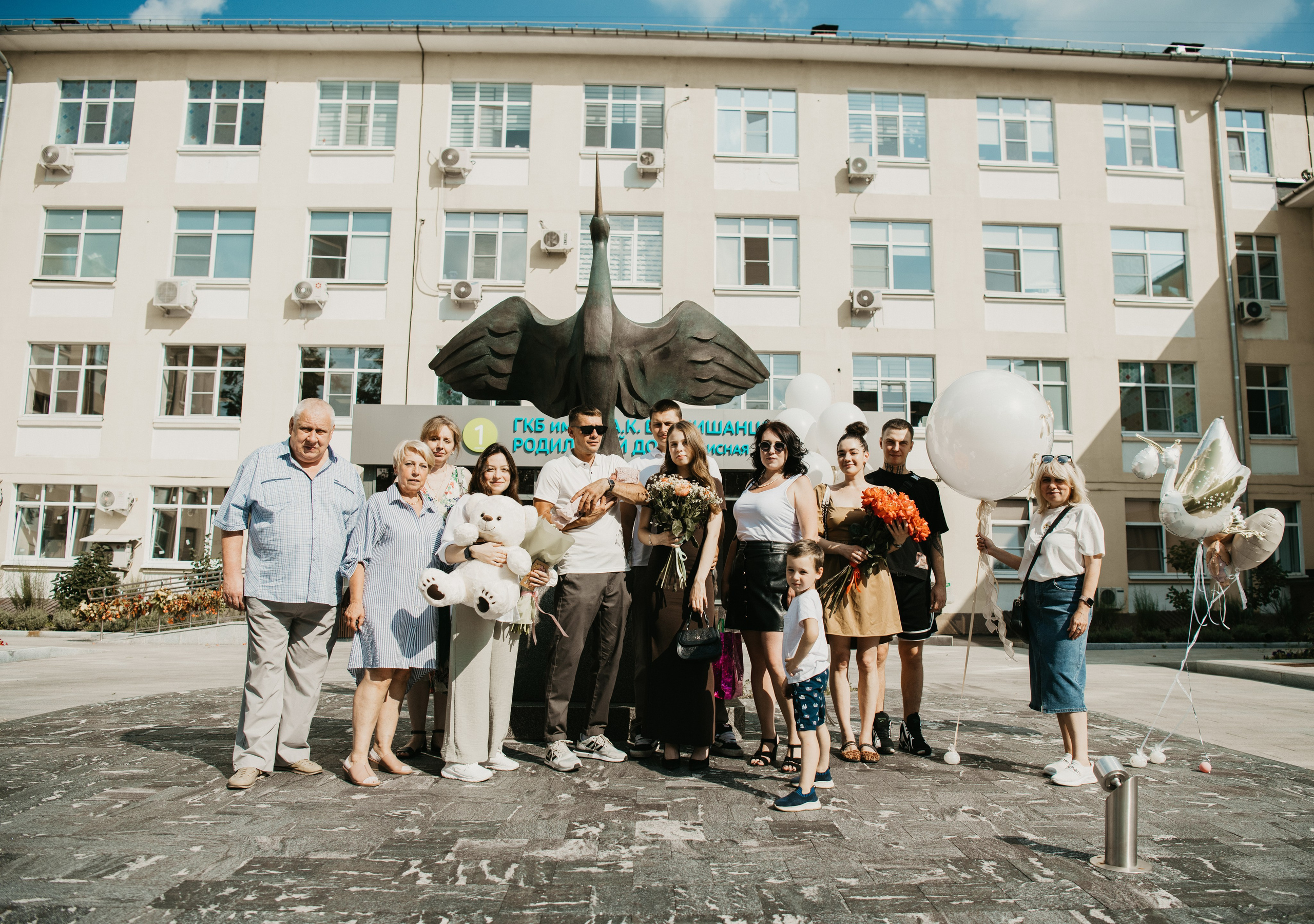 Выписка Ариночки. Ерамишанцква. Фотограф на выписку из роддома в Москве и МО