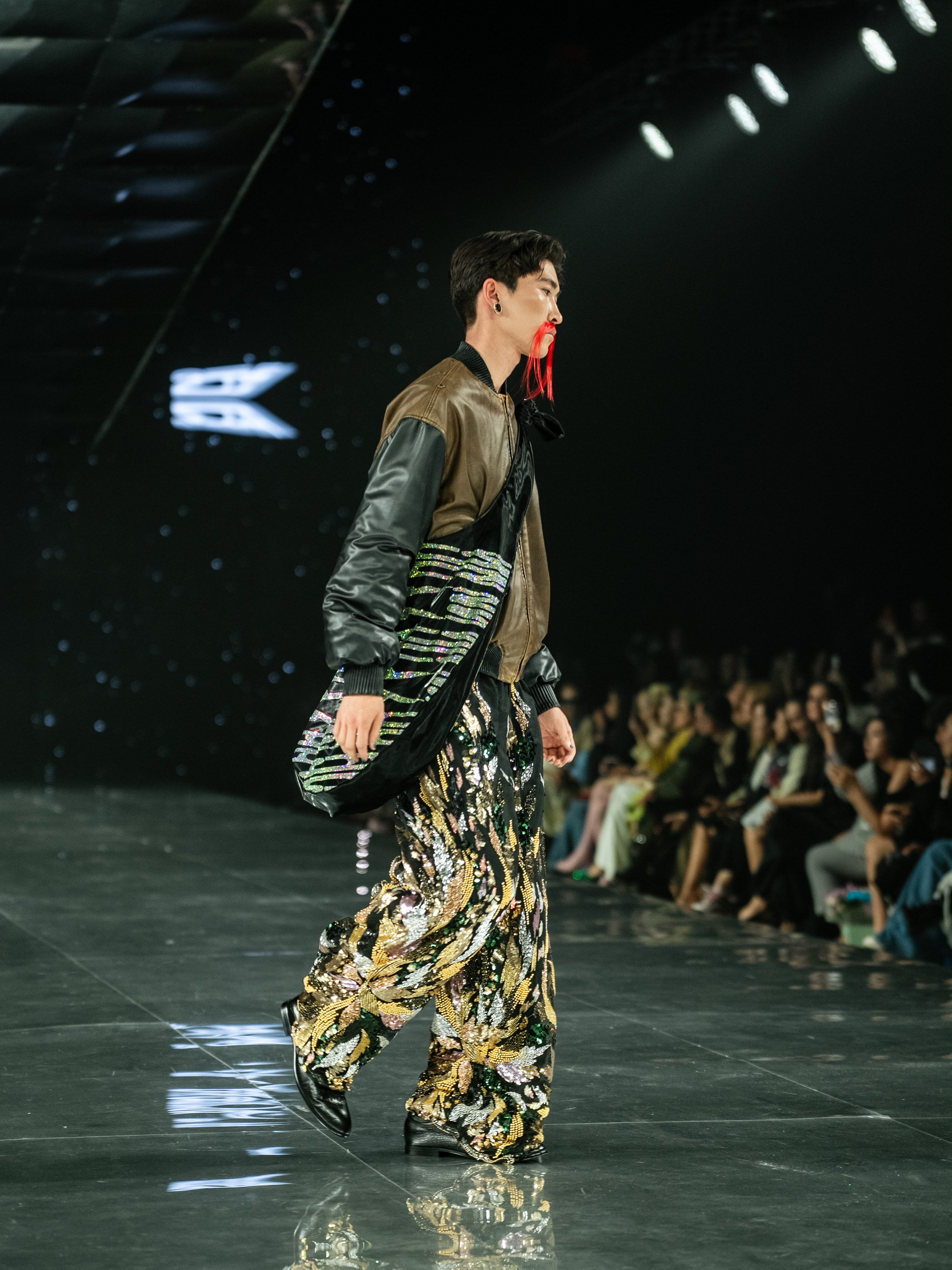 Visa Fashion Week YESYES. Сайт Алматинского НЮ АРТ, будуар и фэшн фотографа Дениса Карпенко