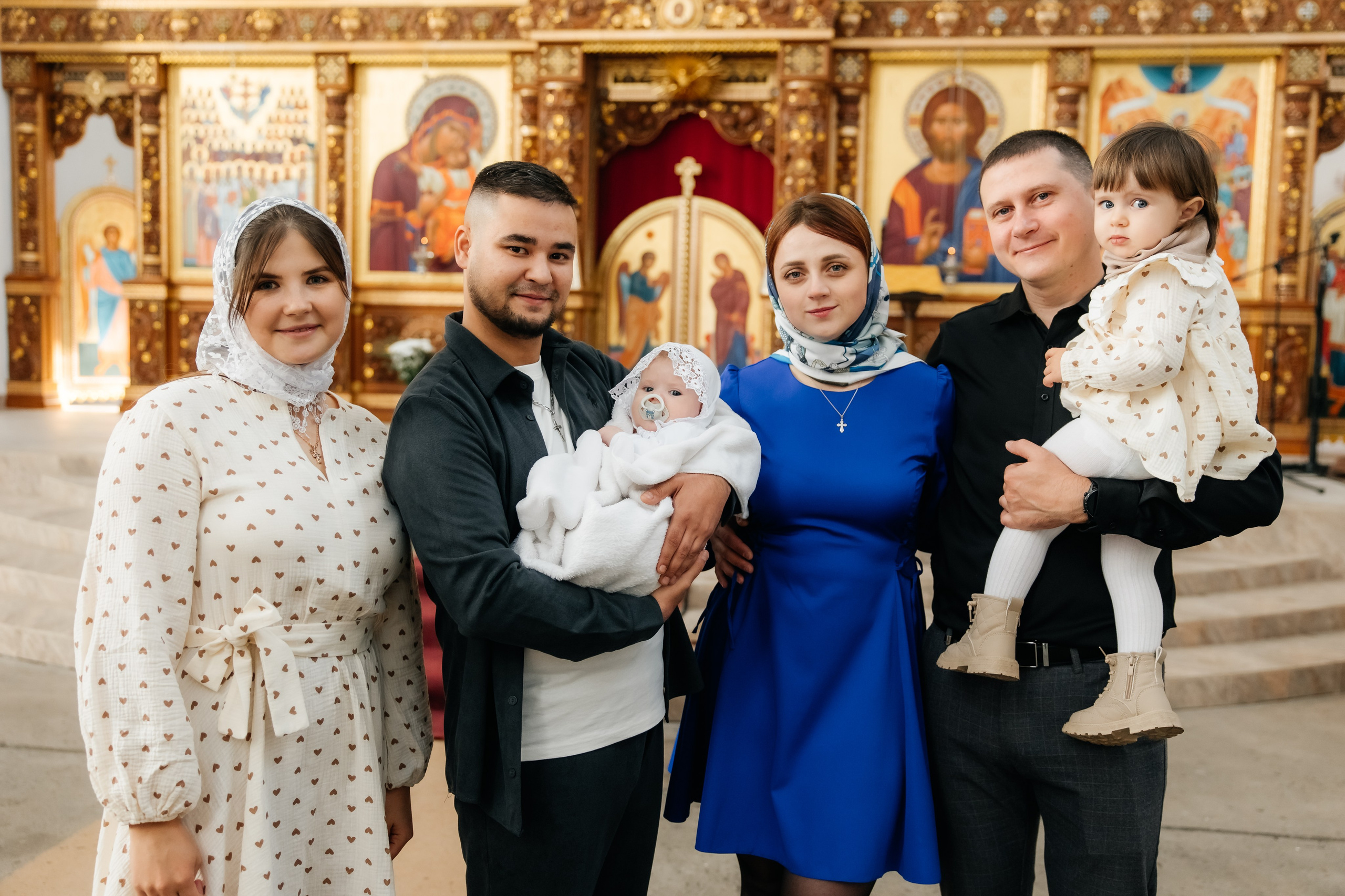 Крещение Мирославы. Храм иконы Божьей Матери «Всех скорбящих Радость». Фотограф ВИКА МЕДУЗА