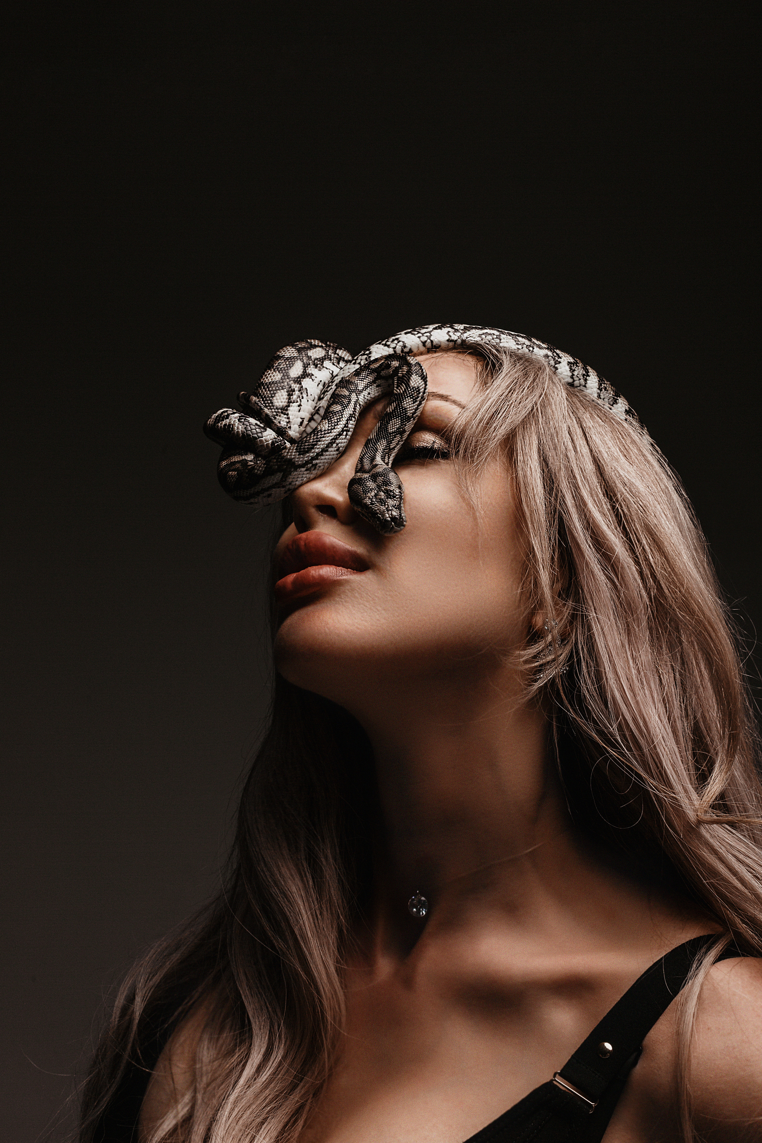 Натали и змеи. Свадебный и семейный фотограф/видеограф в Краснодаре Наталья Осинская