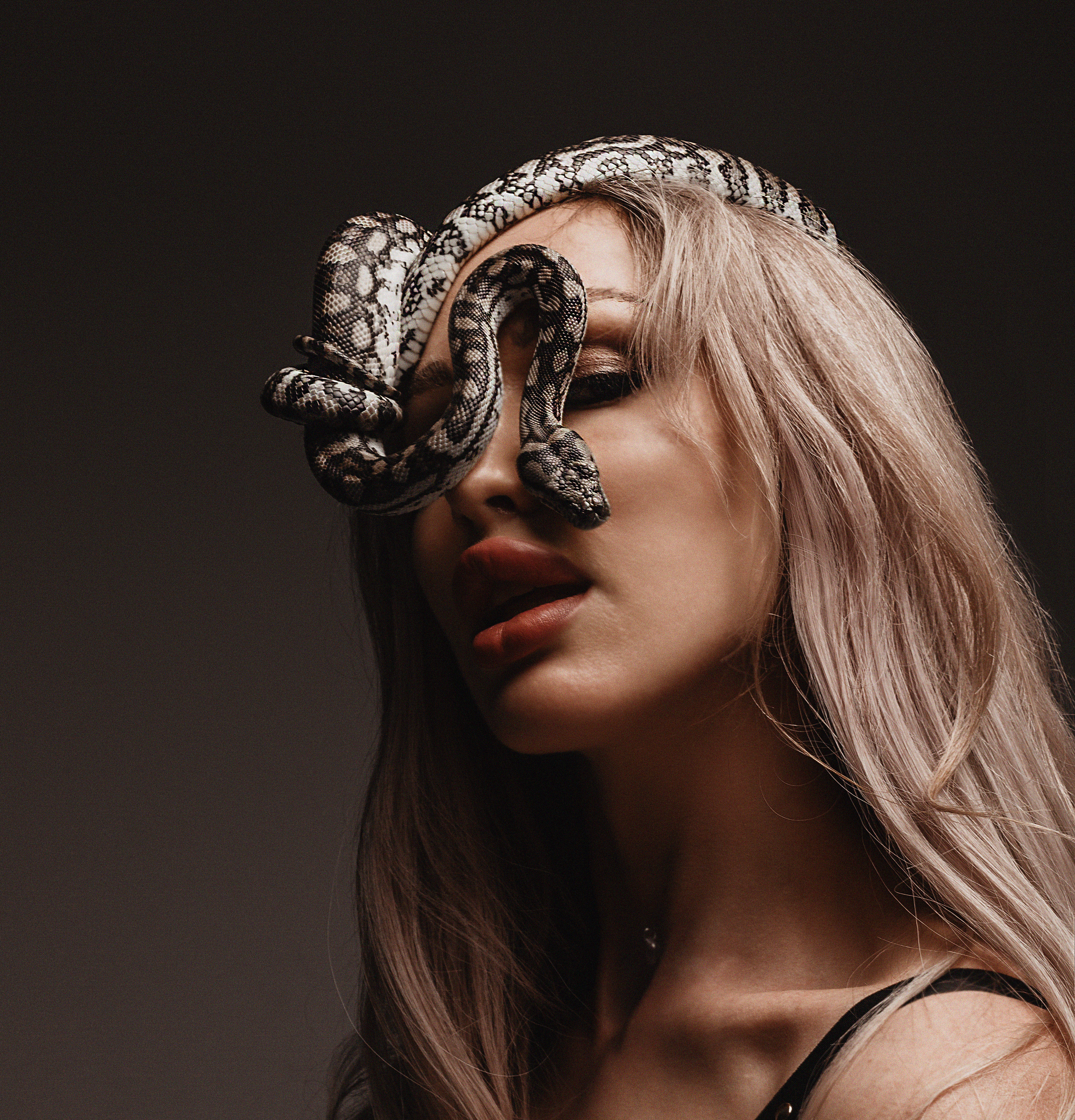 Натали и змеи. Свадебный и семейный фотограф/видеограф в Краснодаре Наталья Осинская