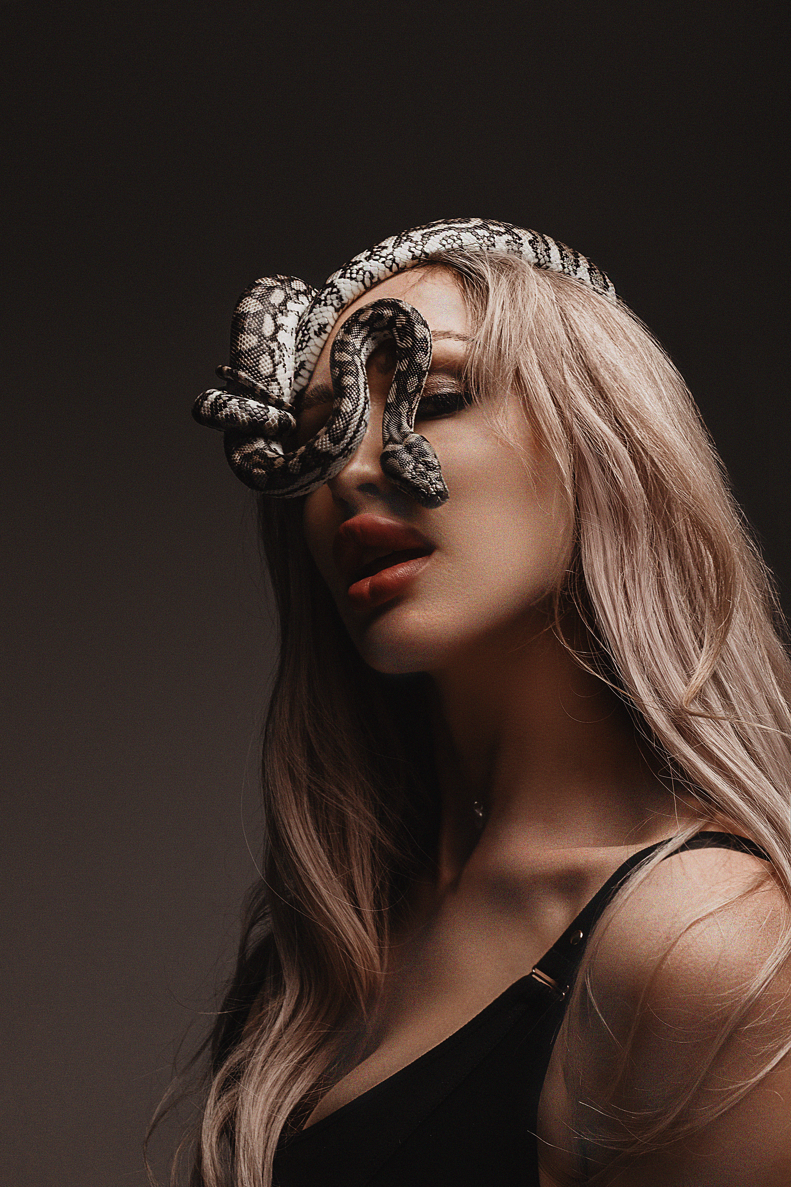 Натали и змеи. Свадебный и семейный фотограф/видеограф в Краснодаре Наталья Осинская