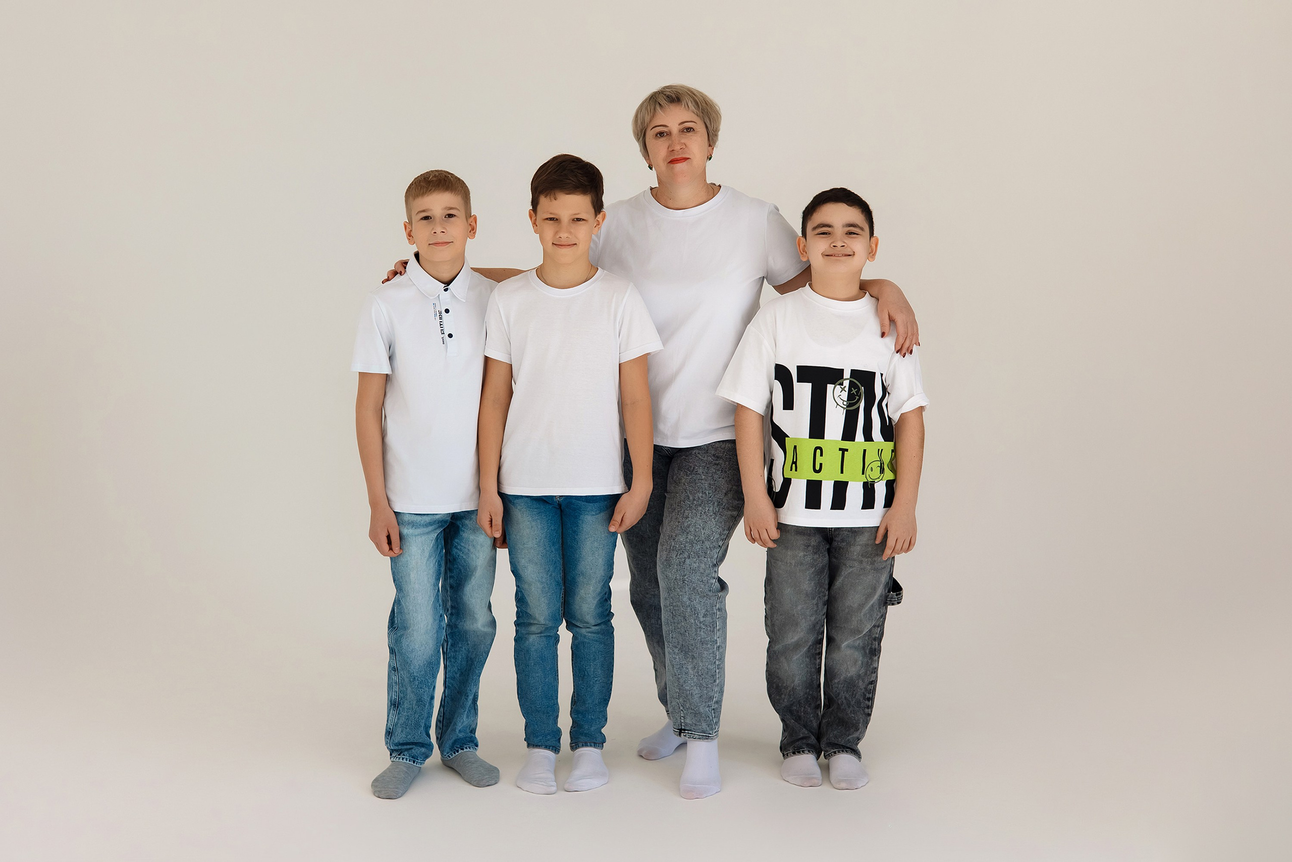 4 класс съемка в фотостудии. Фотограф Любовь Корниенко, Примоский край