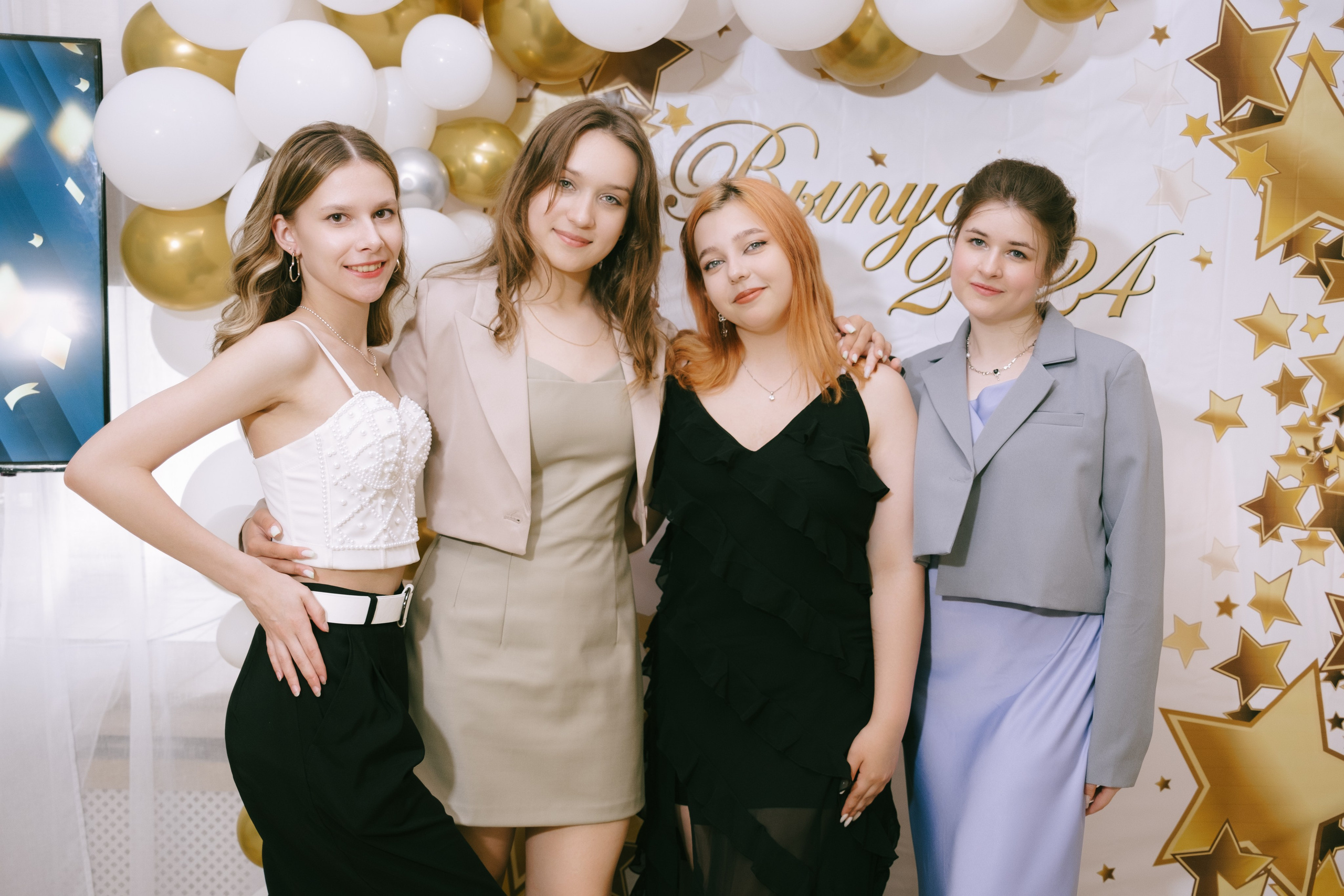 Выпускной школа 33. Свадебный и репортажной фотограф Денис Ожигин в Краснодаре и Краснодарском крае