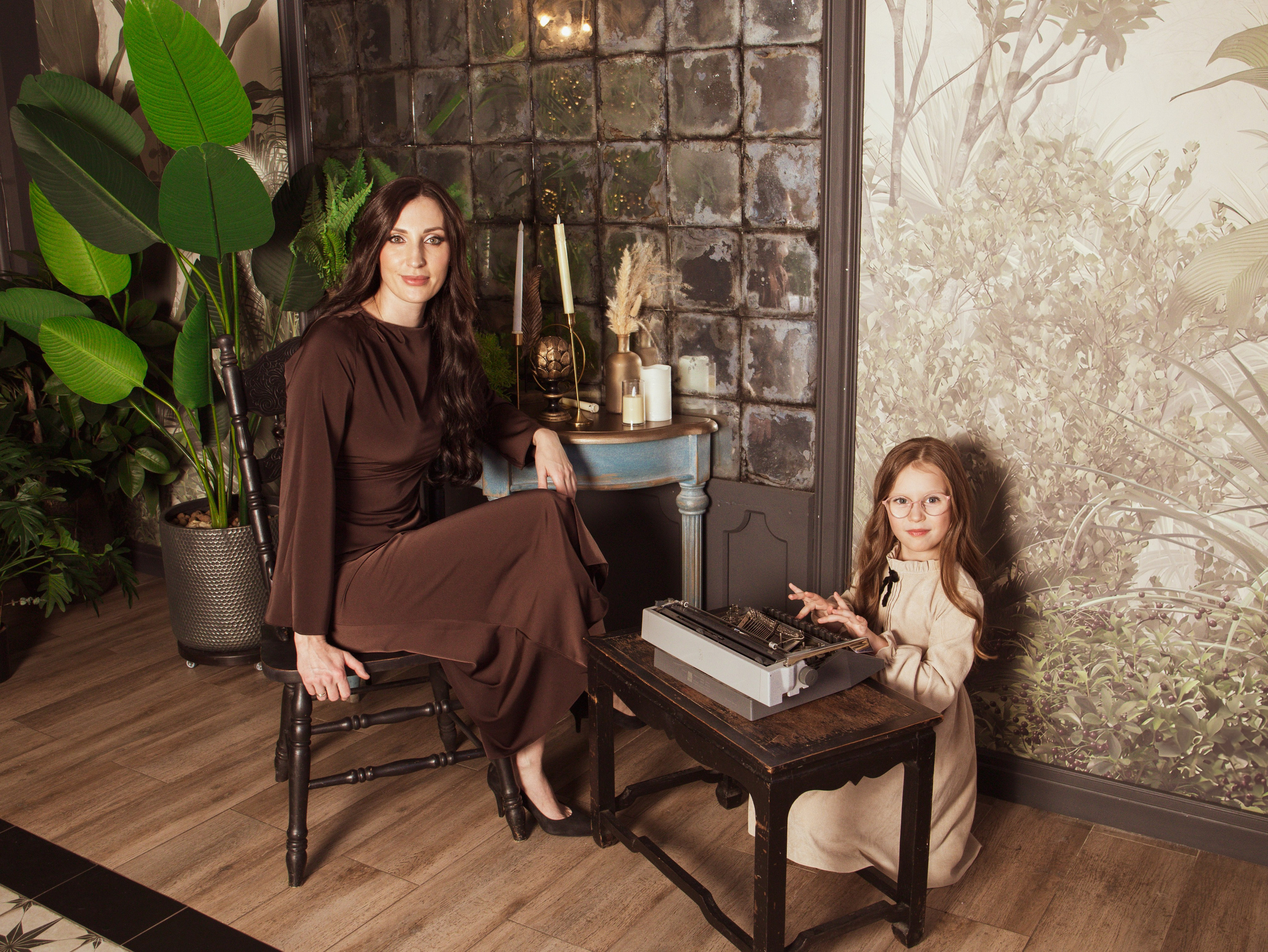 Мама с дочкой, новогодняя сьемка. Свадебный и семейный фотограф в Москве Мила Широких