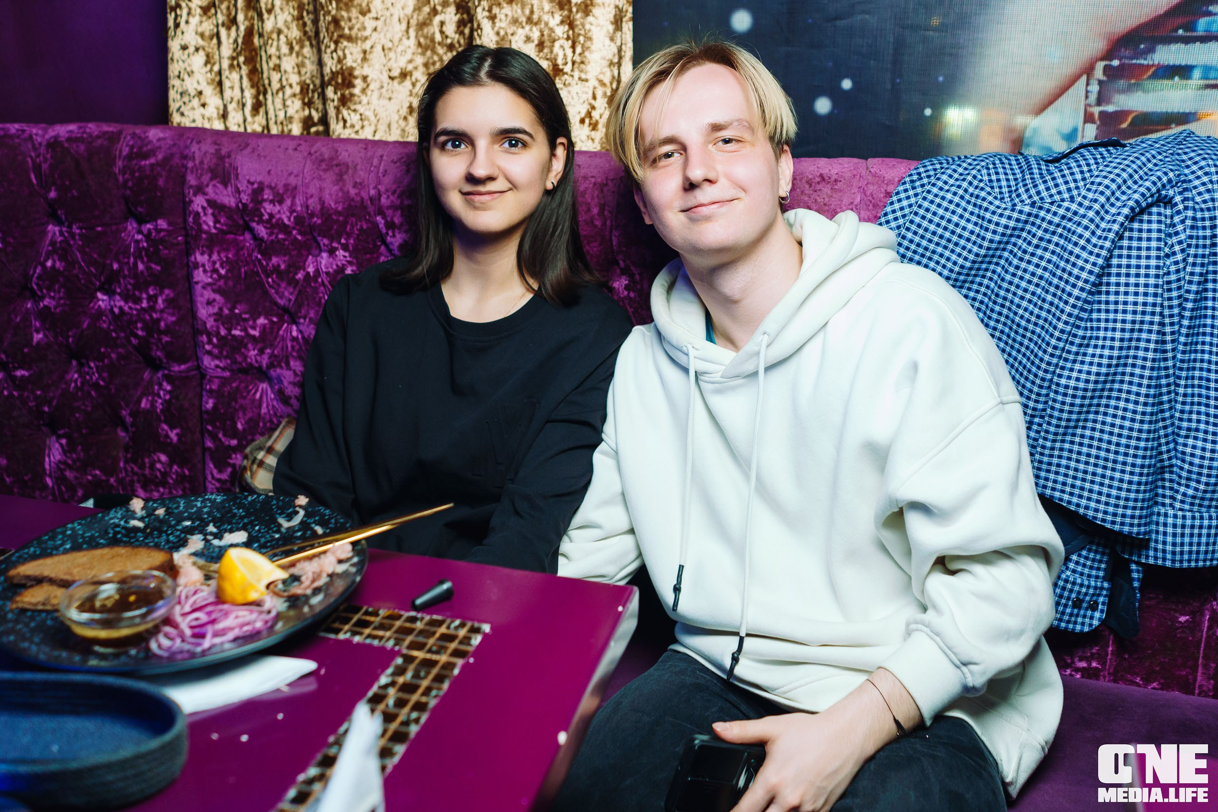 Караоке марафон в караоке-клубе Эйфория. One Media Life: фоторепортажи, фотоотчеты с мероприятий и заведений