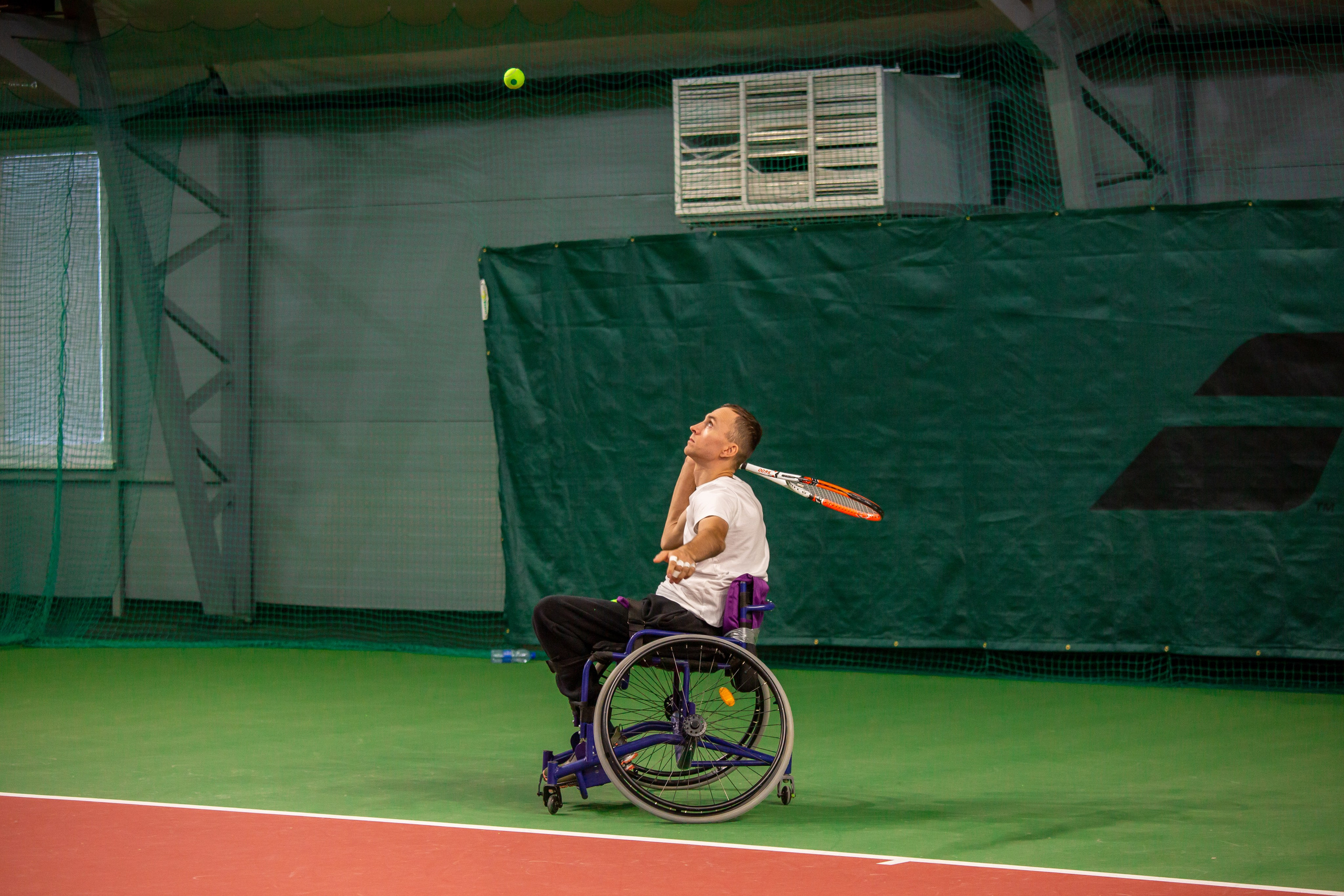 Турнир по теннису на колясках. Репортажный, семейный, свадебный, портретный фотограф