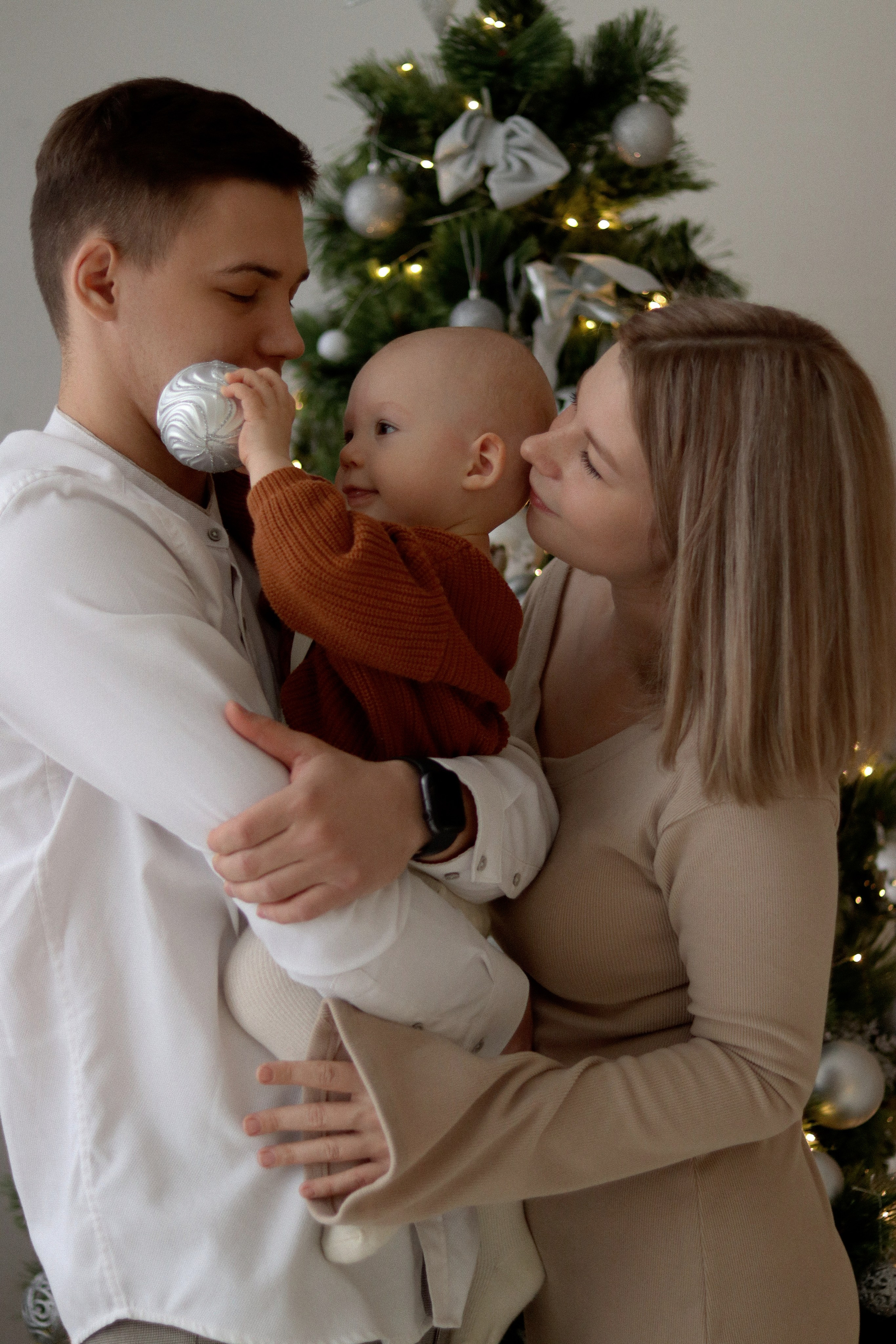 Семья Николь, Никиты и Василисы. Фотограф Самара Лена Мандарин