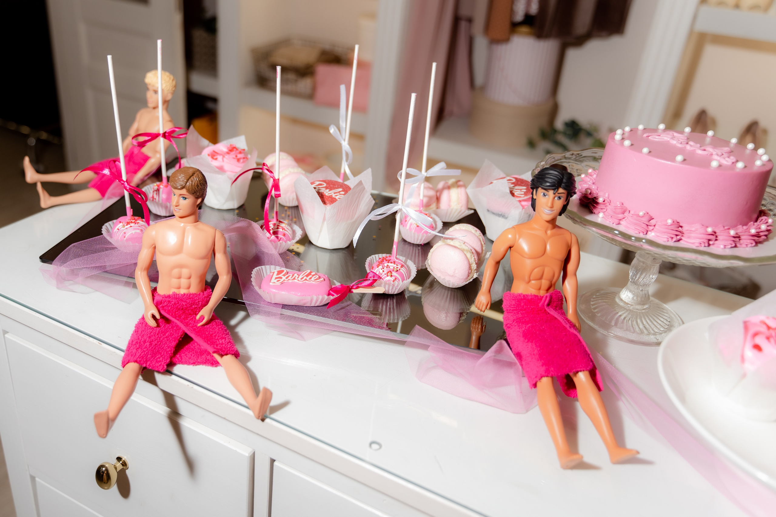 Фотосъёмка дня рождения в стиле Барби. Портретный и свадебный фотограф Алла Карени Москва