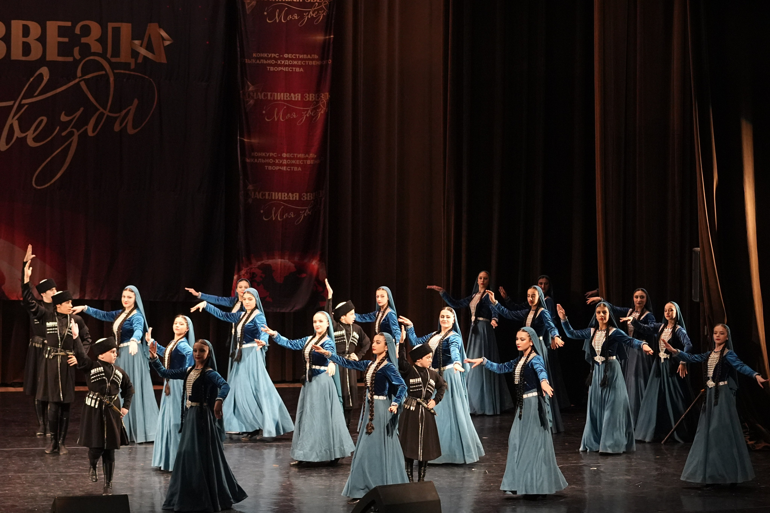 7 декабря, блок 3, г. Москва. Золотое яблочко