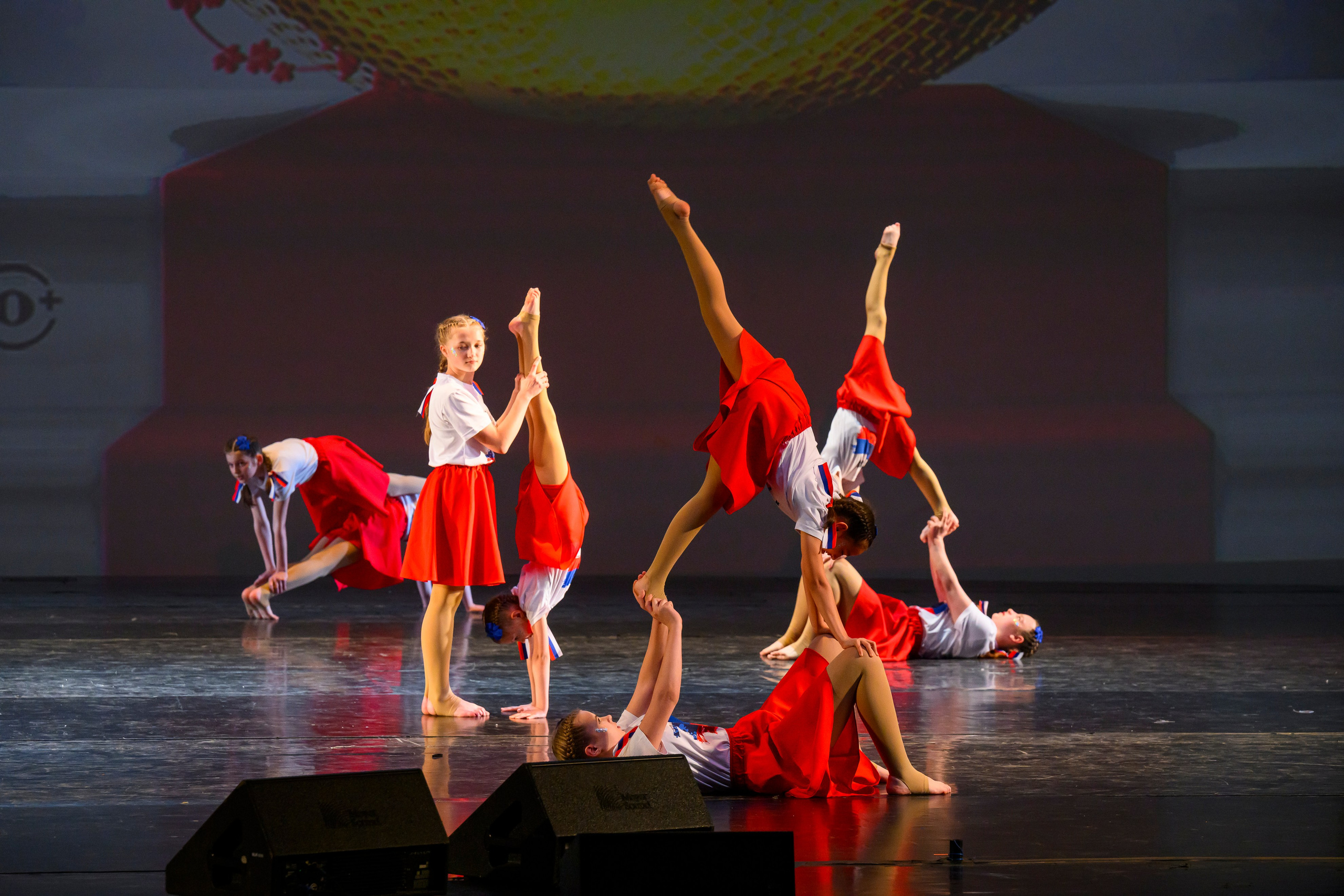 23 апреля, часть 1, БКЗ Октябрьский, г. Санкт-Петербург. Золотое яблочко