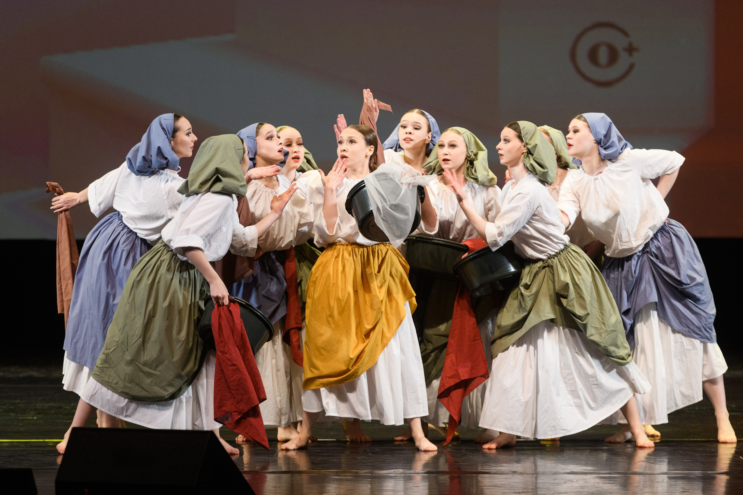 23 апреля, часть 1, БКЗ Октябрьский, г. Санкт-Петербург. Золотое яблочко