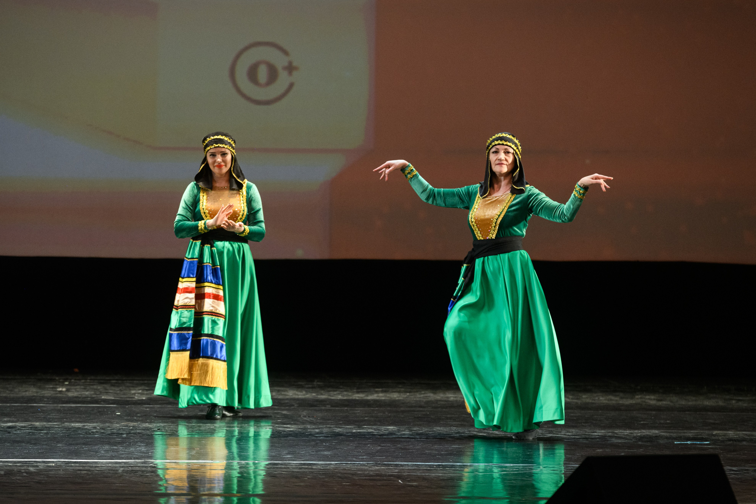 23 апреля, часть 1, БКЗ Октябрьский, г. Санкт-Петербург. Золотое яблочко