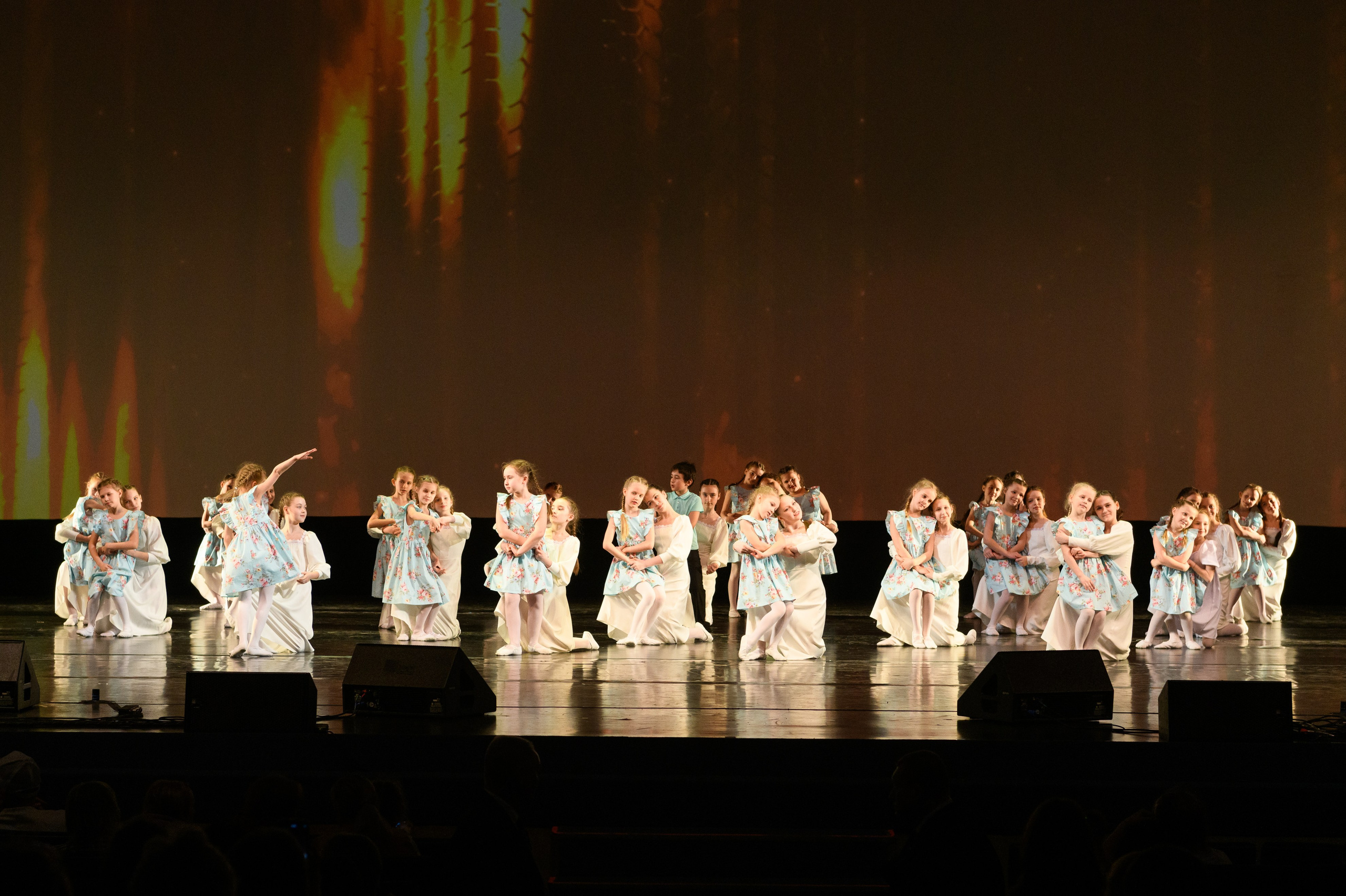 23 апреля, часть 2, БКЗ Октябрьский, г. Санкт-Петербург. Золотое яблочко