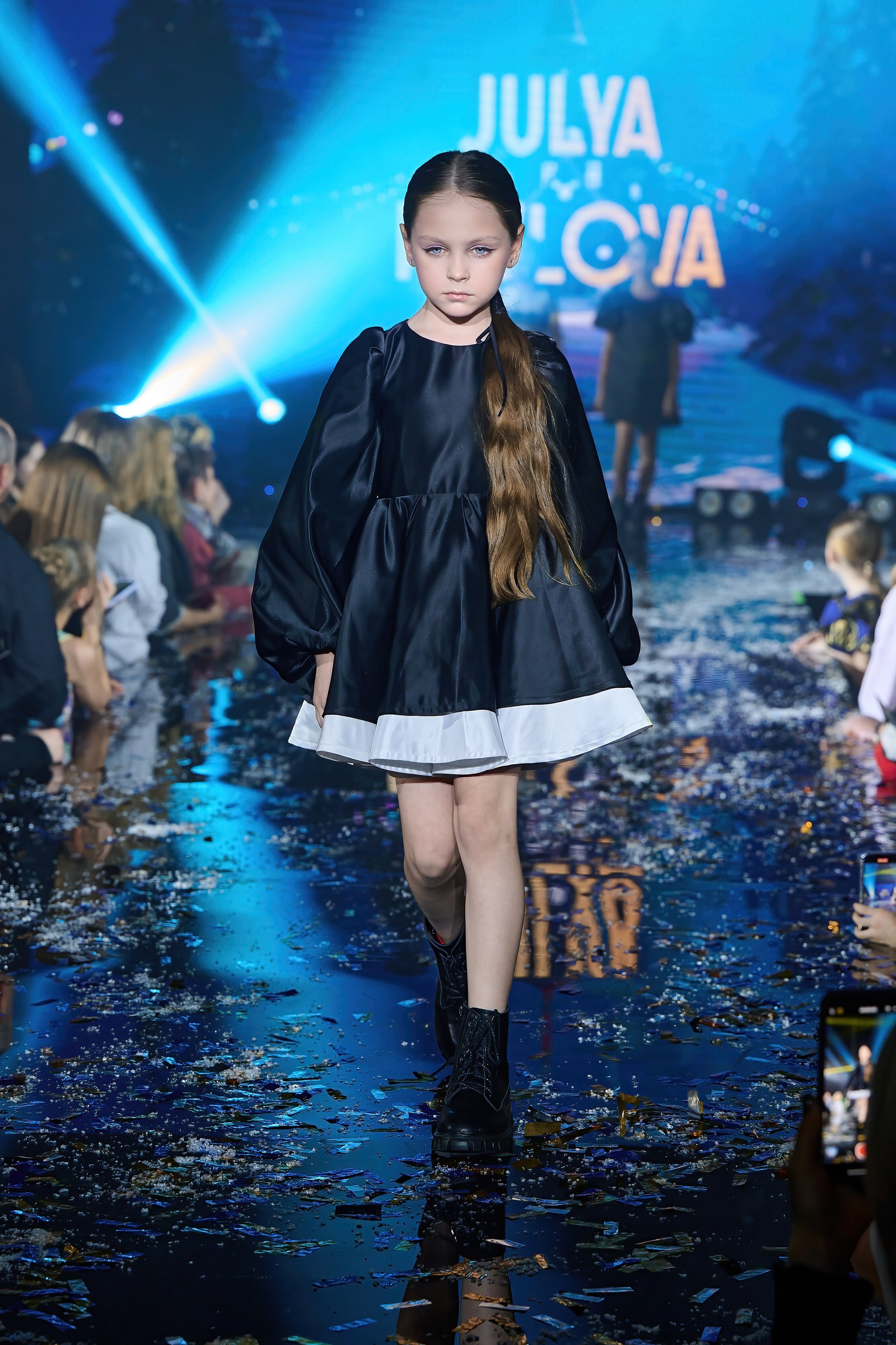 Новогодняя ночь 2024 на DMC MUSIC TV. Студия видео производства DMC MEDIA