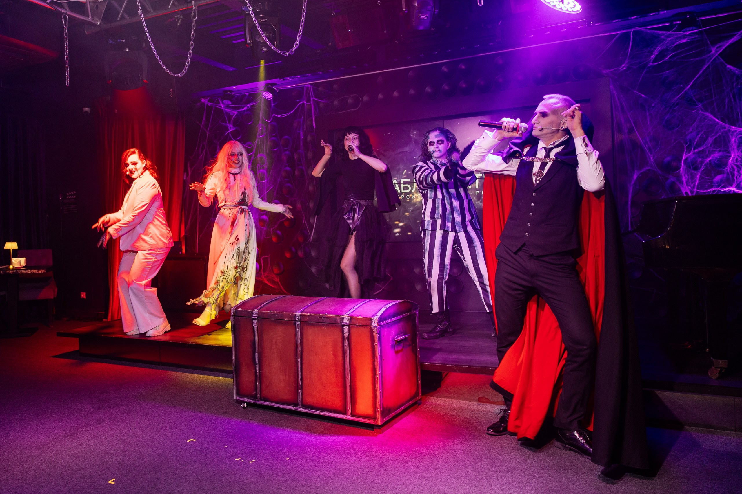 РЕПОРТАЖНЫЕ СЪЕМКИ. Александр Ченченко ака Саша Че. Свадебный, репортажный и портретный фотограф. Москва. Россия. Весь мир