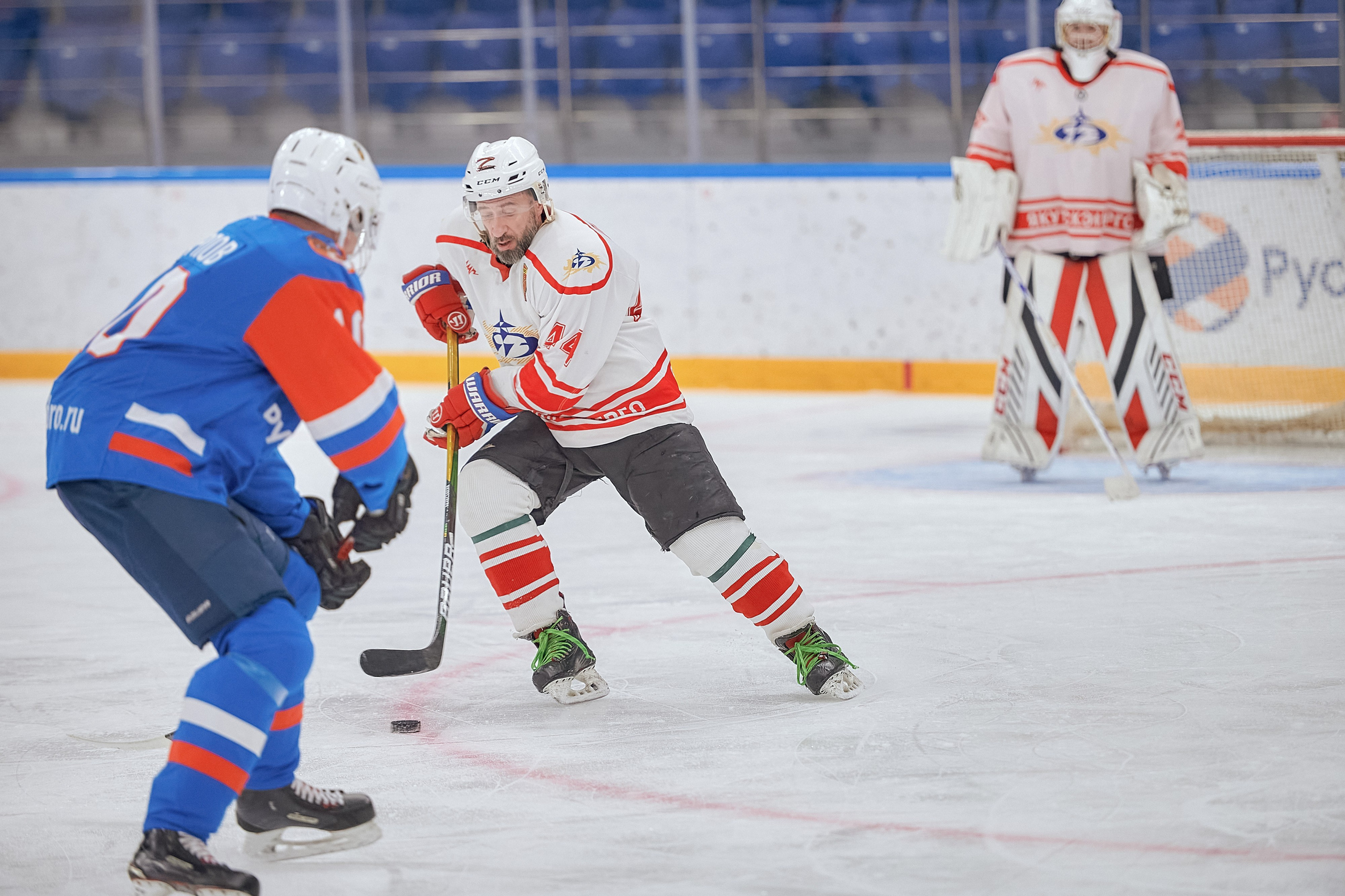 Портфолио репортажной фотосъёмки: Кристалл арена — Хоккей — РусГидро. Фотограф Яковлев Роман — Красноярск